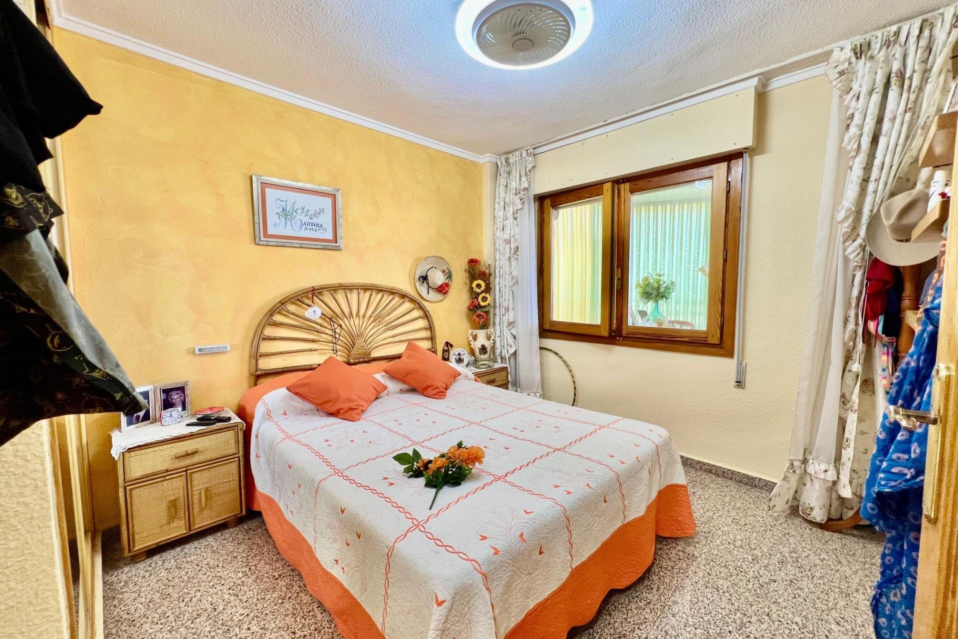 Resale - Apartment - Torrevieja - La Mata