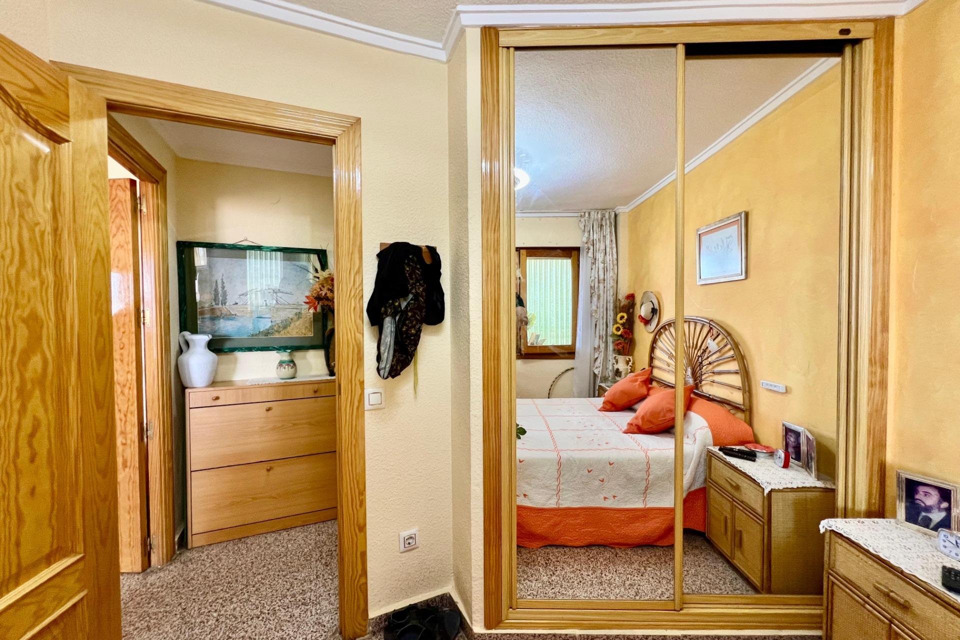 Resale - Apartment - Torrevieja - La Mata