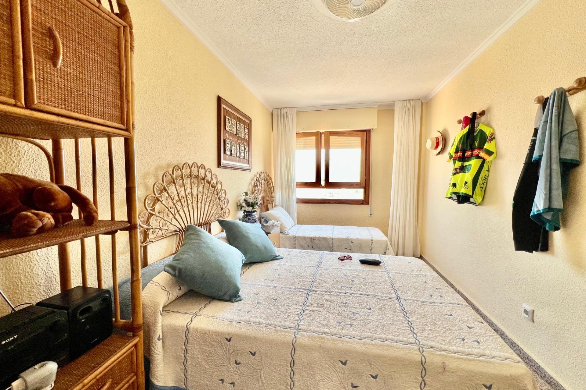 Resale - Apartment - Torrevieja - La Mata