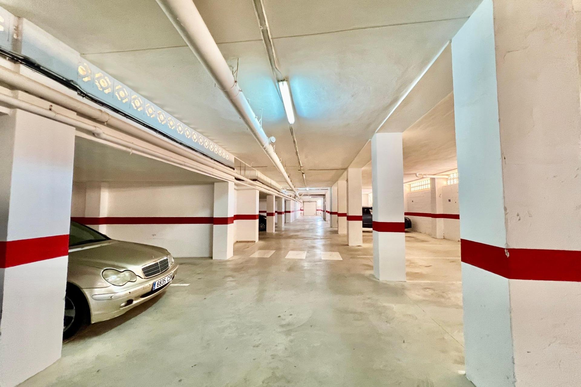 Resale - Apartment - Torrevieja - La Mata