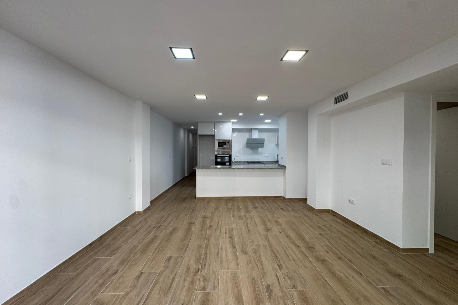 Resale - Apartment - Torrevieja - La Mata