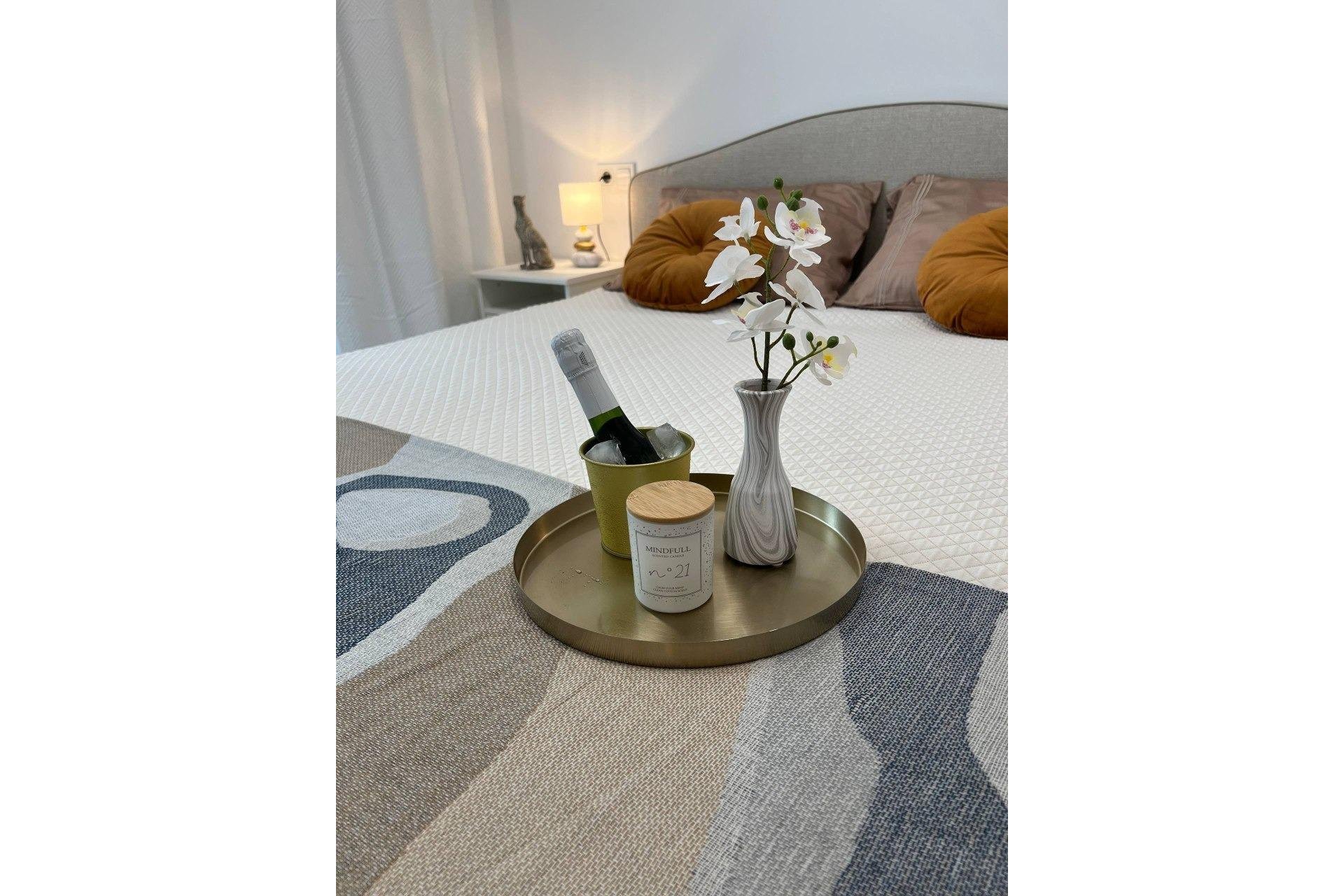 Resale - Apartment - Torrevieja - La Mata