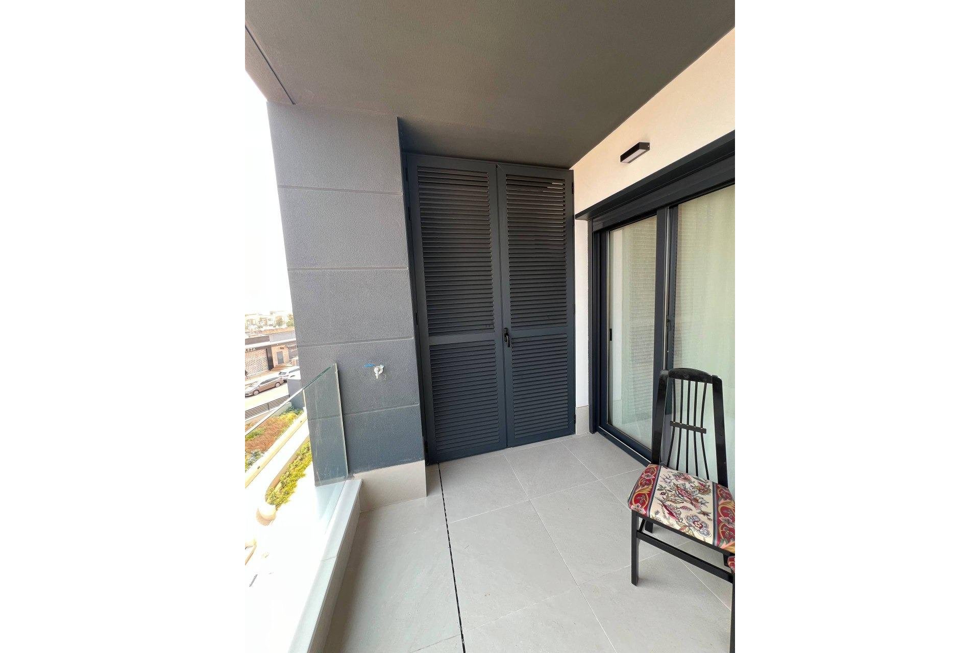 Resale - Apartment - Torrevieja - La Mata