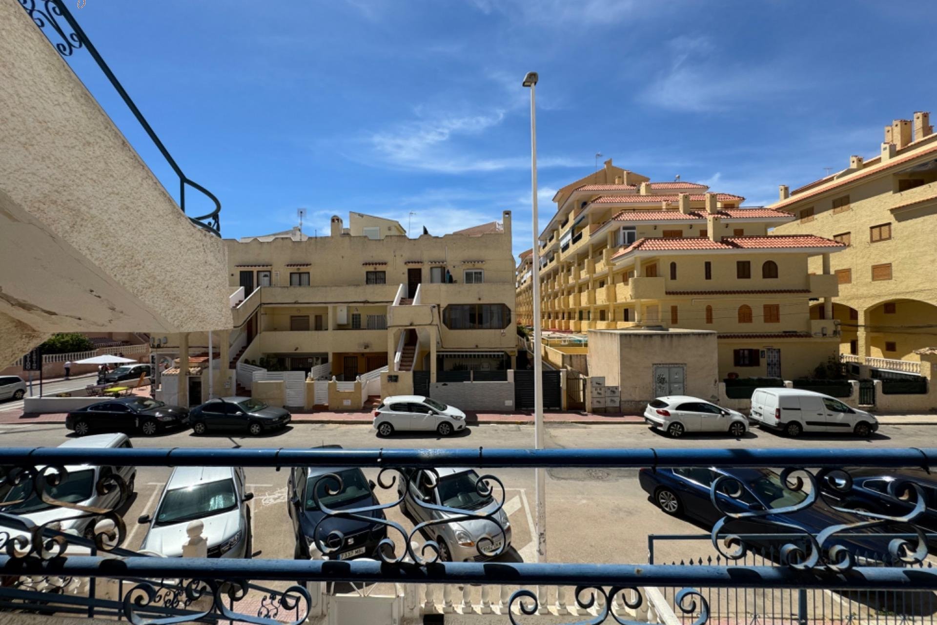 Resale - Apartment - Torrevieja - La Mata