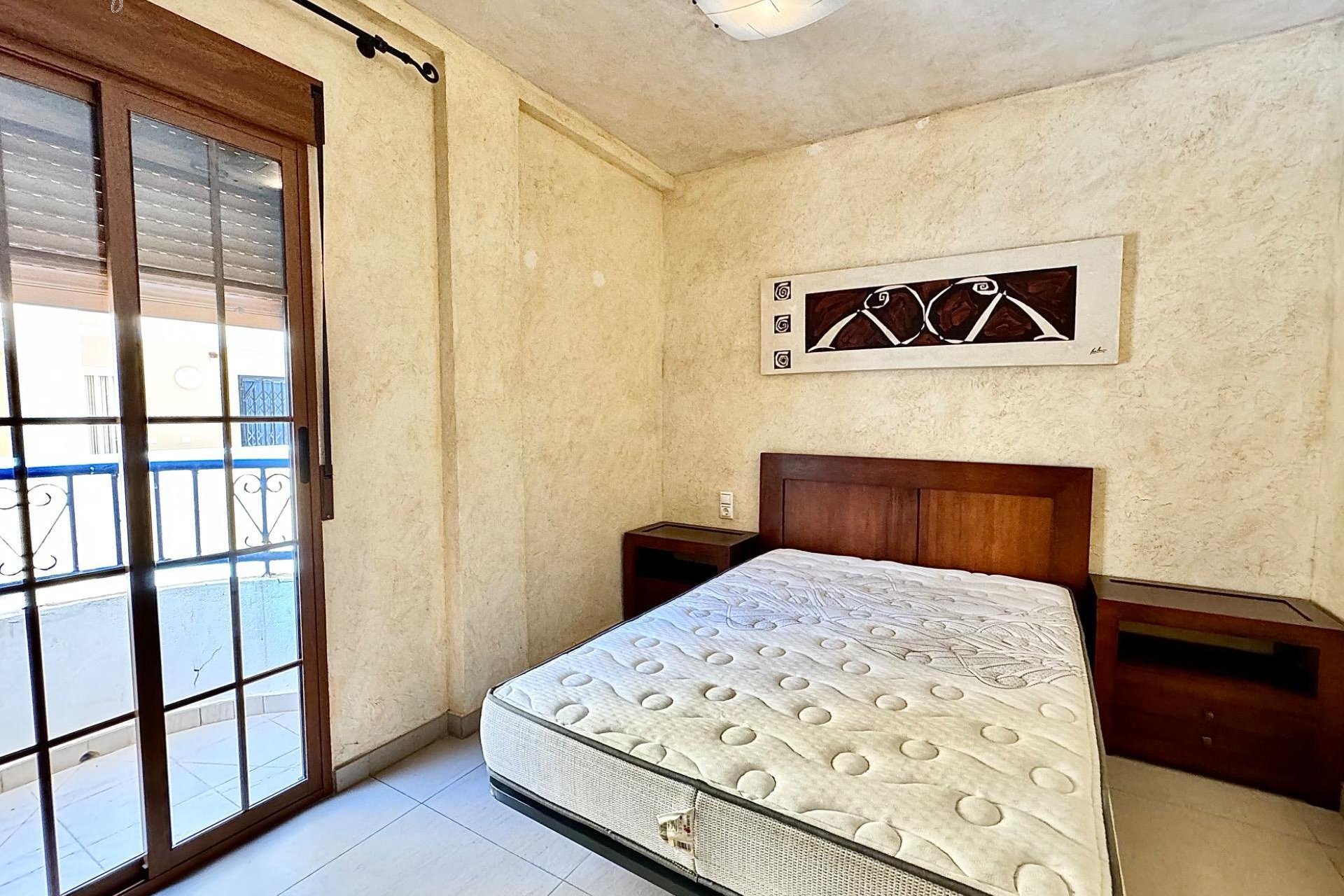 Resale - Apartment - Torrevieja - La Mata