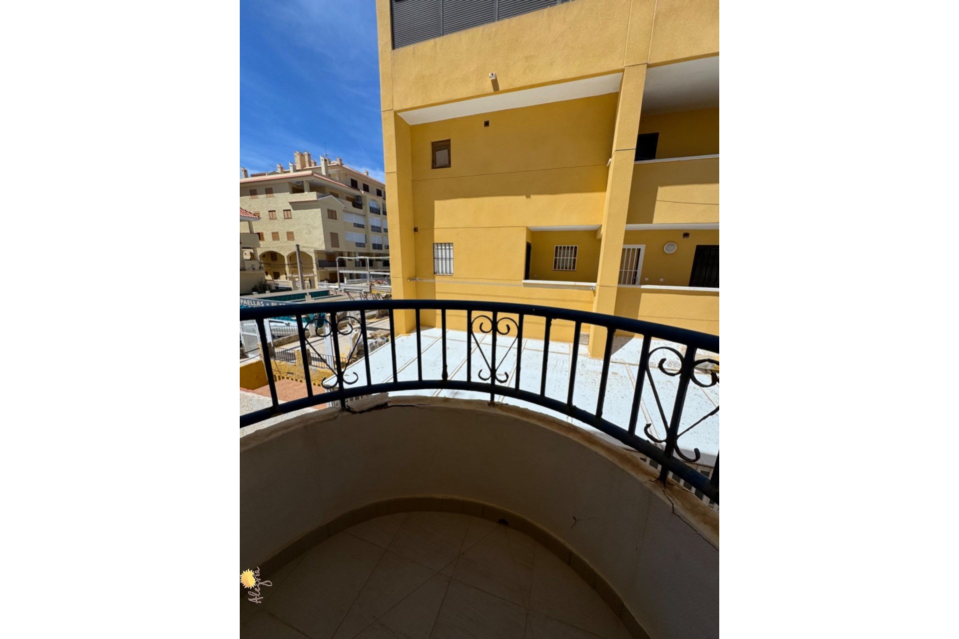 Resale - Apartment - Torrevieja - La Mata