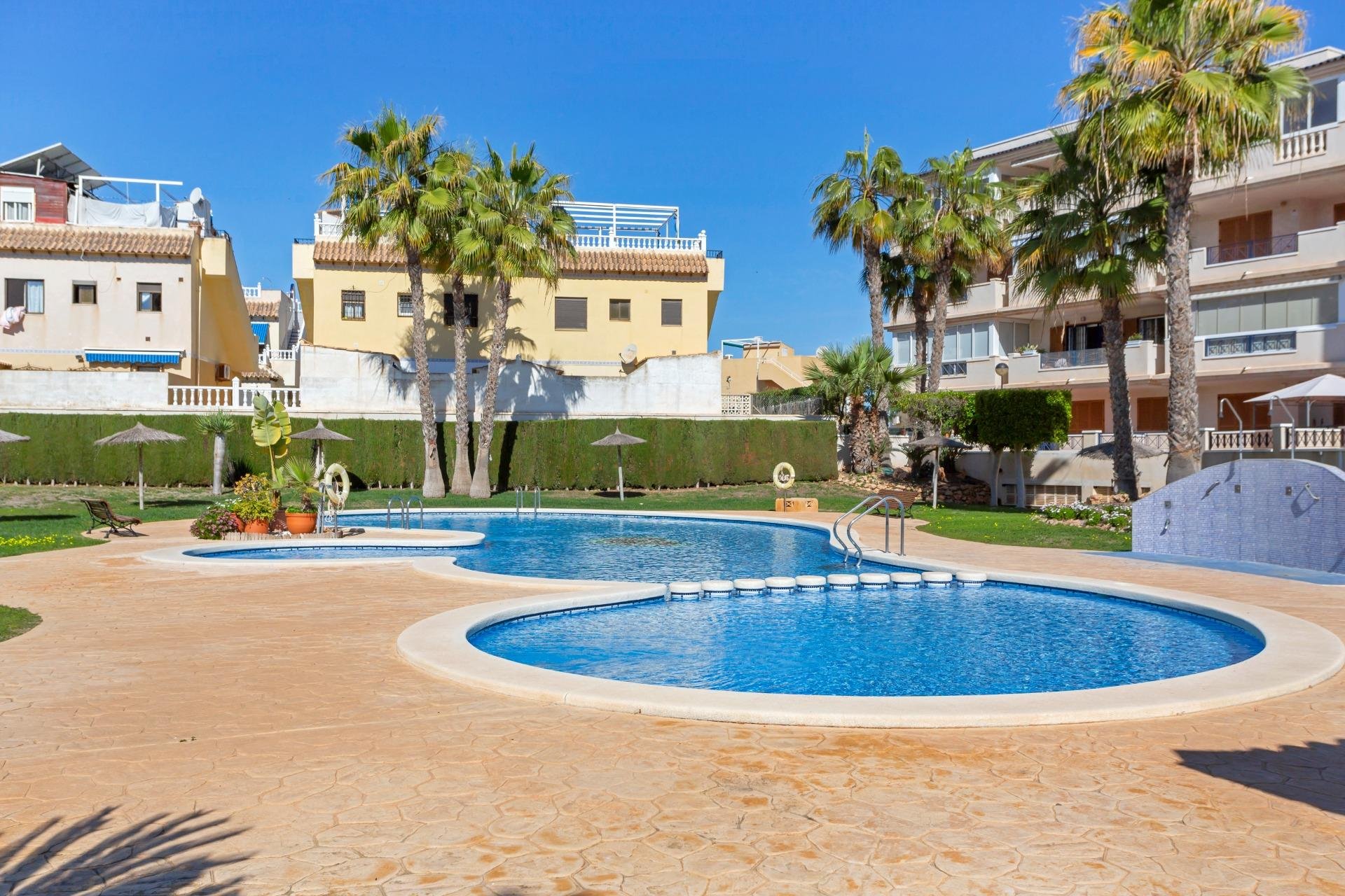 Resale - Apartment - Torrevieja - La Mata