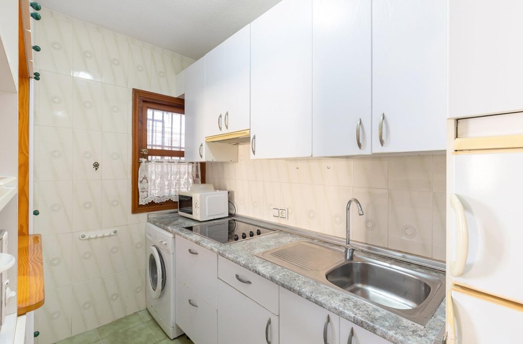 Resale - Apartment - Torrevieja - La Mata