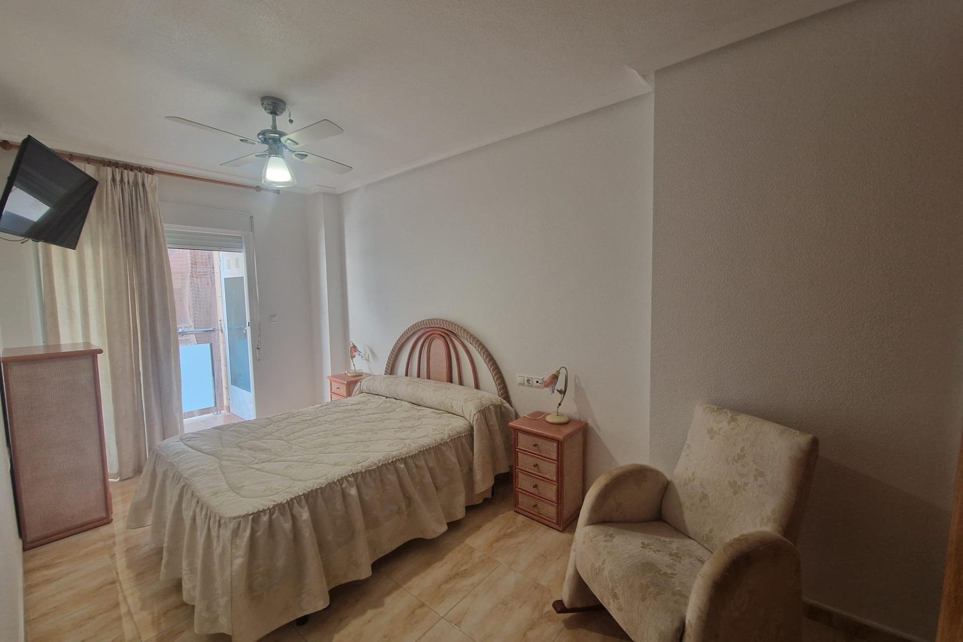 Resale - Apartment - Torrevieja - La Mata