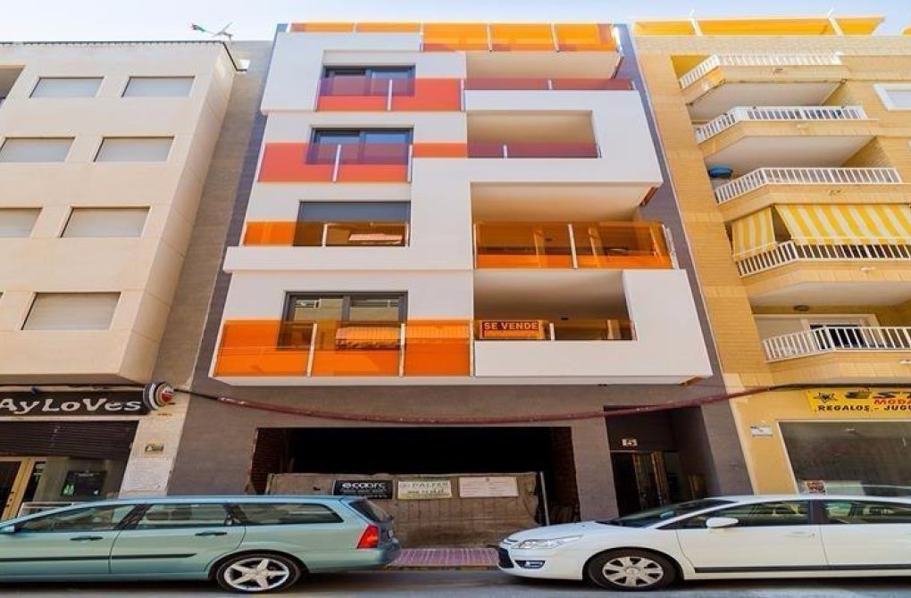 Resale - Apartment - Torrevieja - La Mata