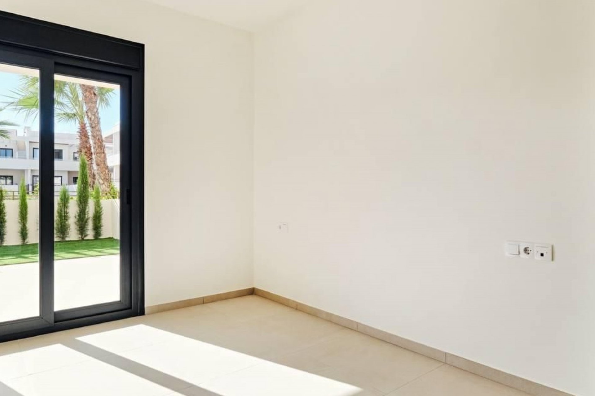 Resale - Apartment - Torrevieja - La Veleta