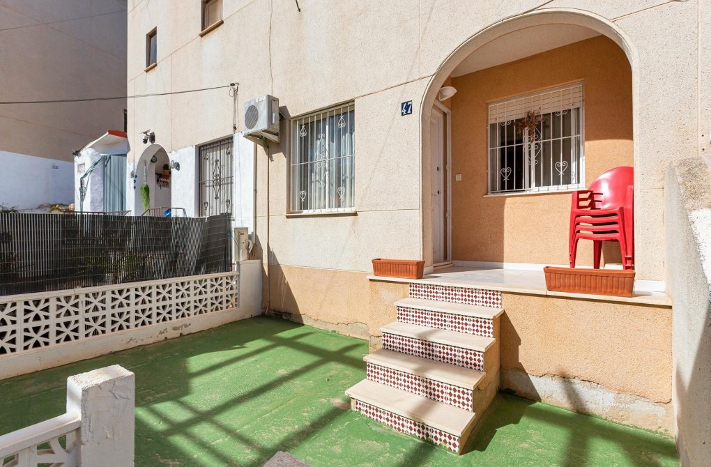 Resale - Apartment - Torrevieja - Lago jardin