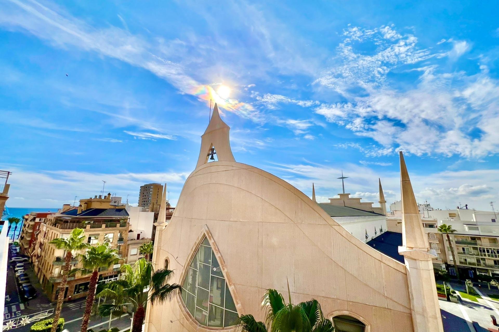 Resale - Apartment - Torrevieja - Las Piscinas Naturales