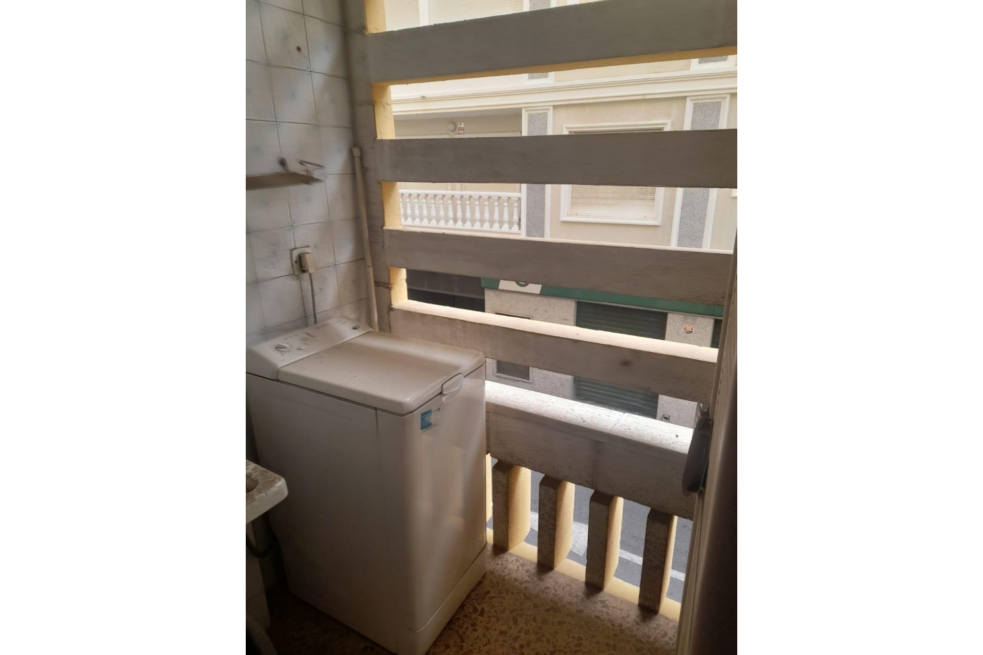 Resale - Apartment - Torrevieja - Las Piscinas Naturales