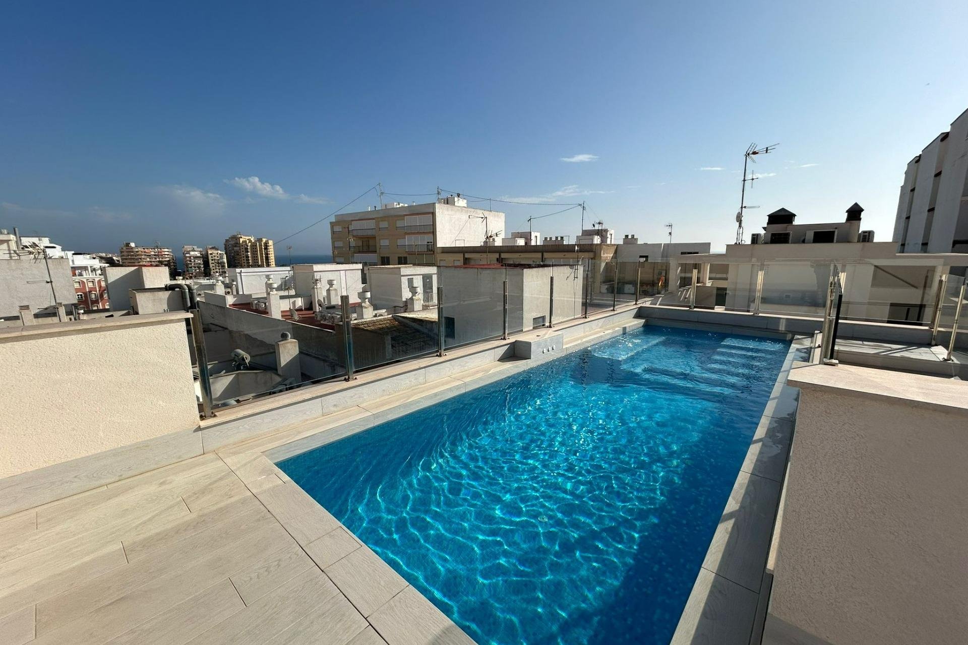 Resale - Apartment - Torrevieja - Las Piscinas Naturales