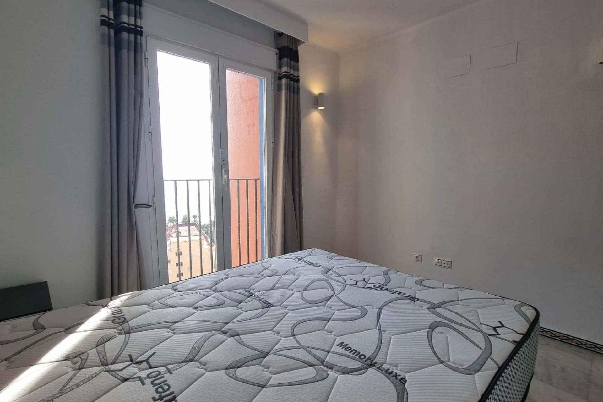 Resale - Apartment - Torrevieja - Los Frutales