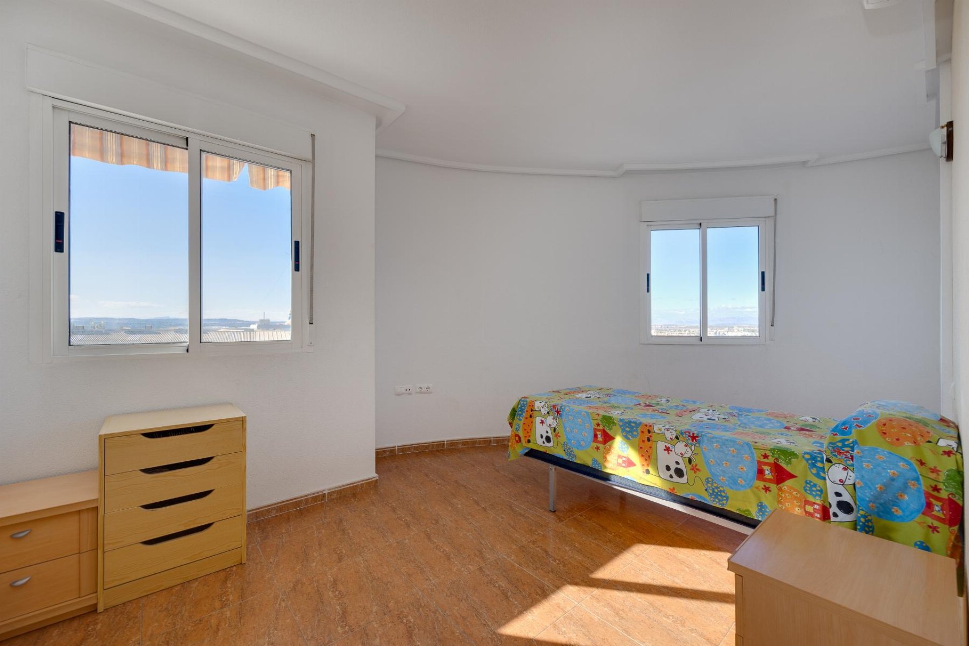 Resale - Apartment - Torrevieja - Parque de las Naciones
