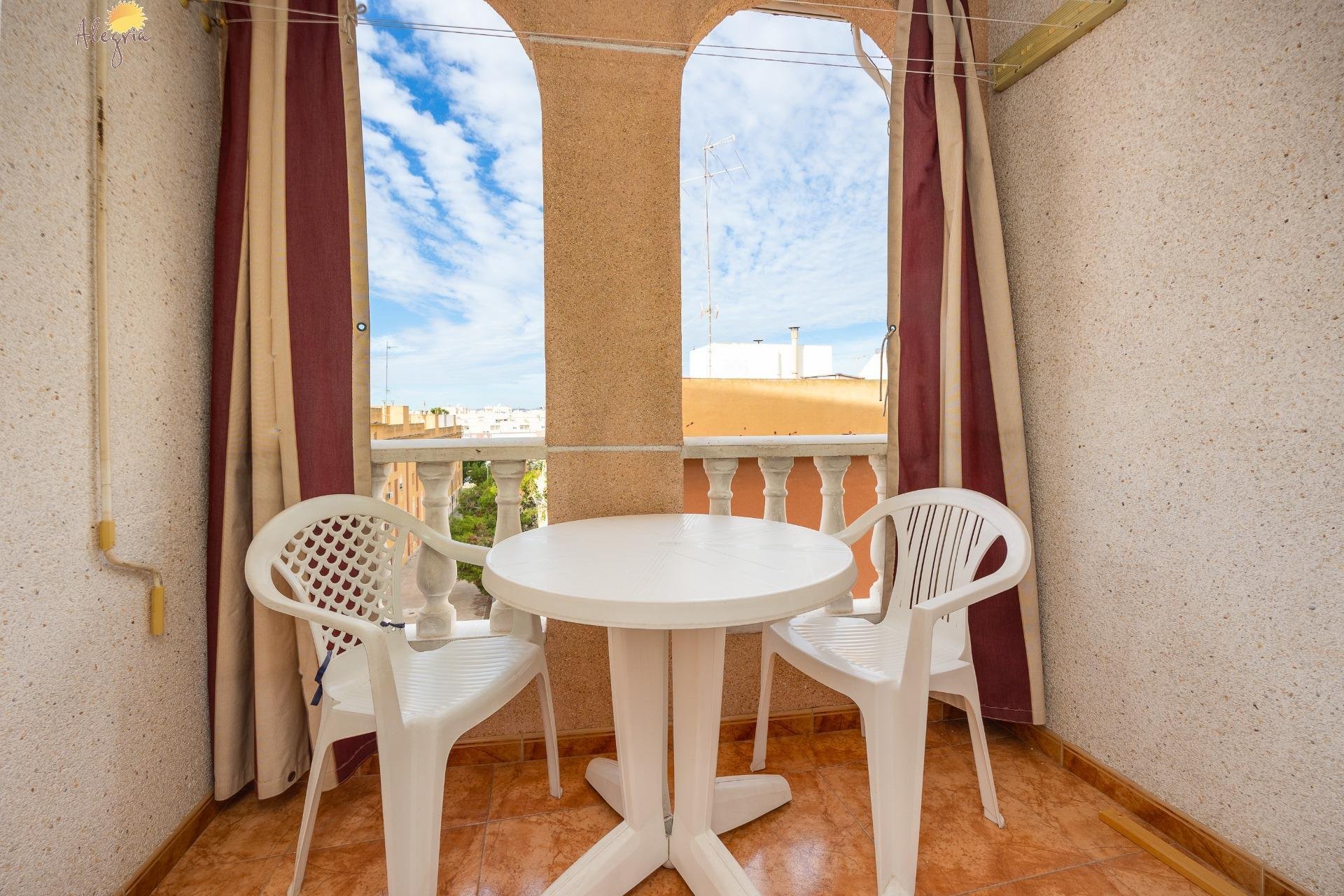 Resale - Apartment - Torrevieja - Parque las naciones