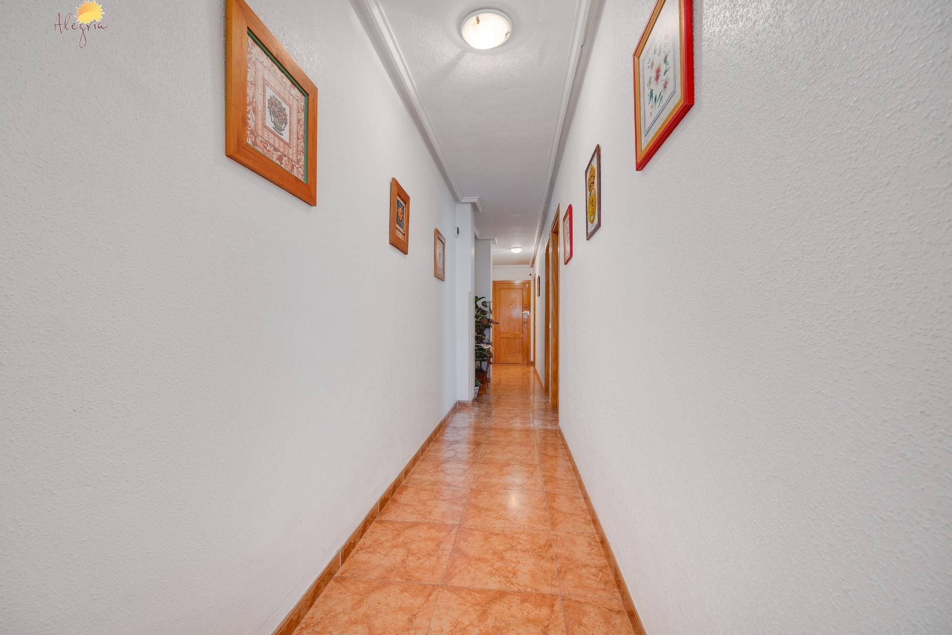 Resale - Apartment - Torrevieja - Parque las naciones