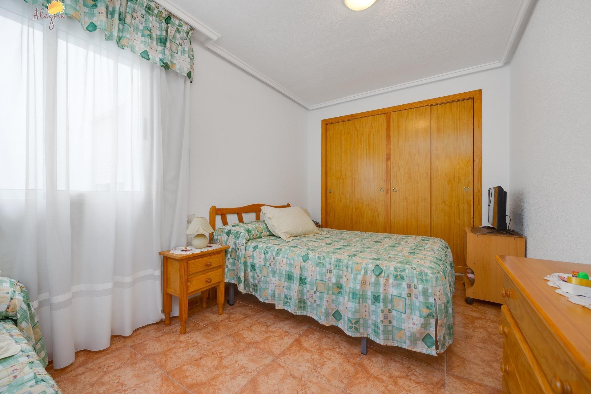 Resale - Apartment - Torrevieja - Parque las naciones