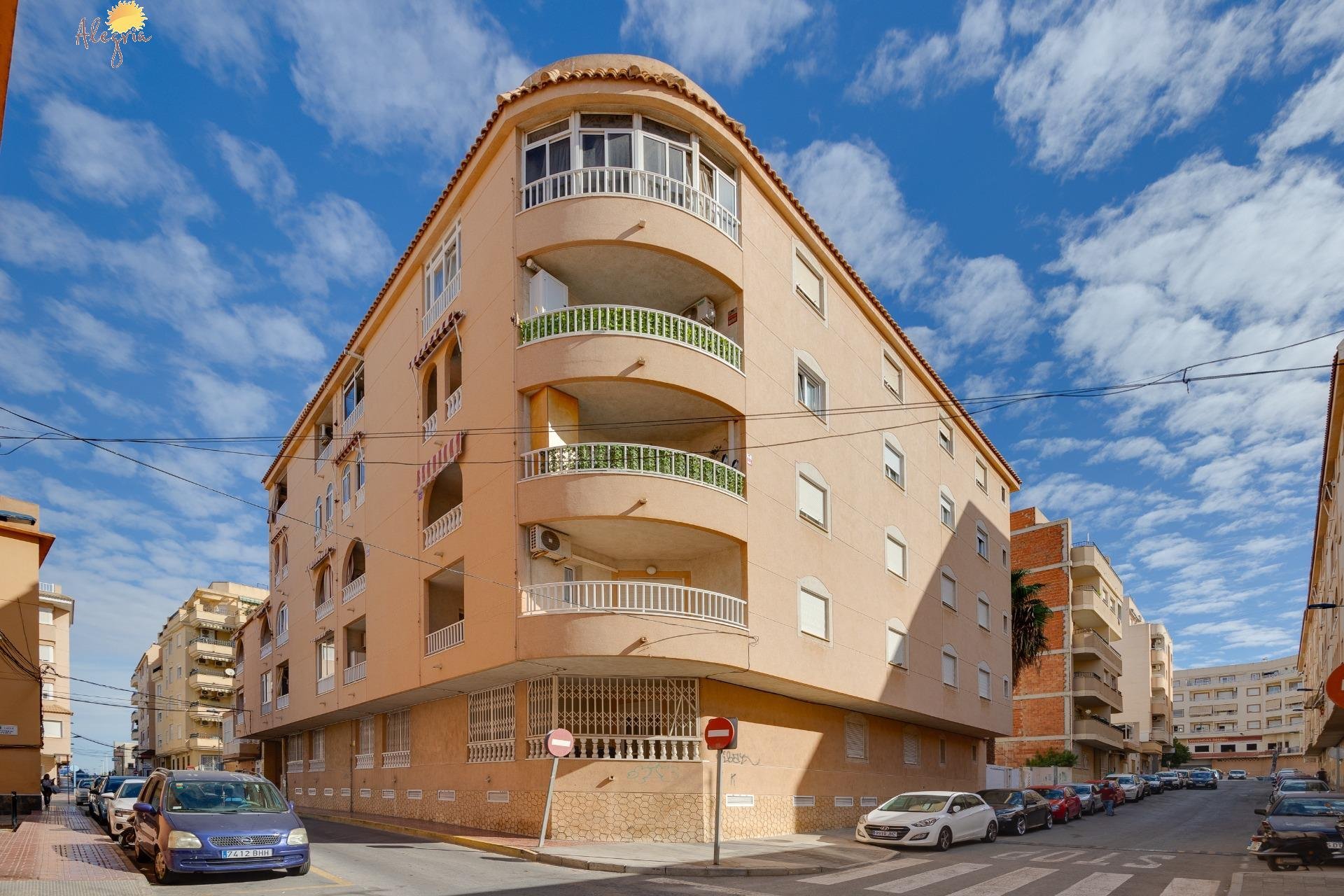 Resale - Apartment - Torrevieja - Parque las naciones