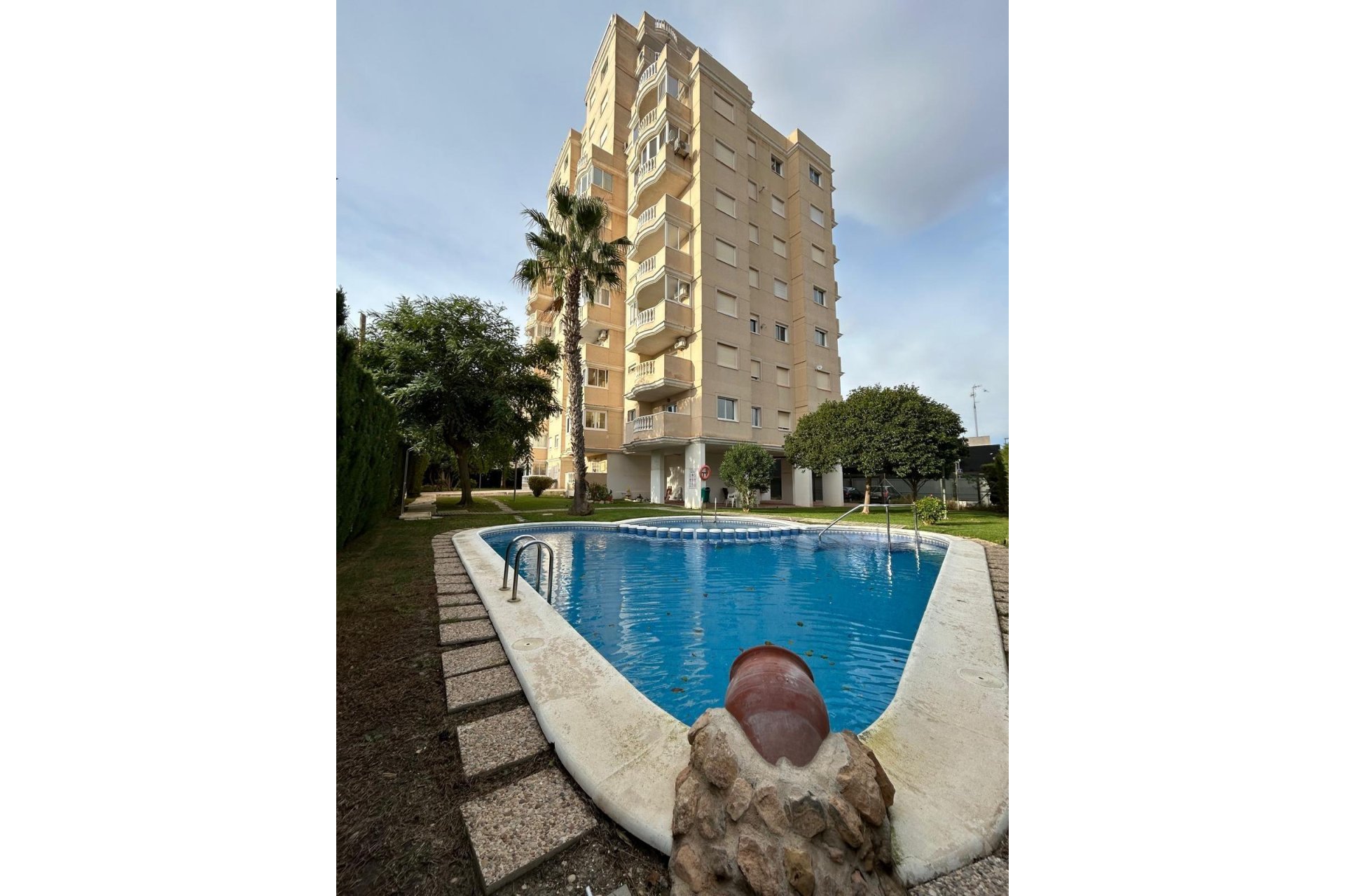 Resale - Apartment - Torrevieja - Parque las naciones