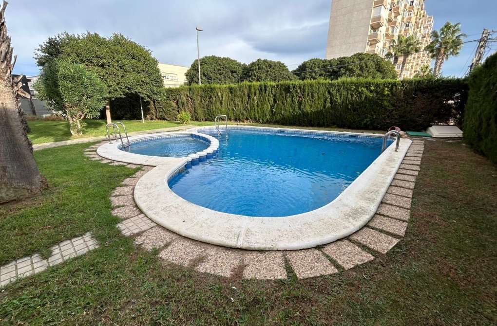 Resale - Apartment - Torrevieja - Parque las naciones