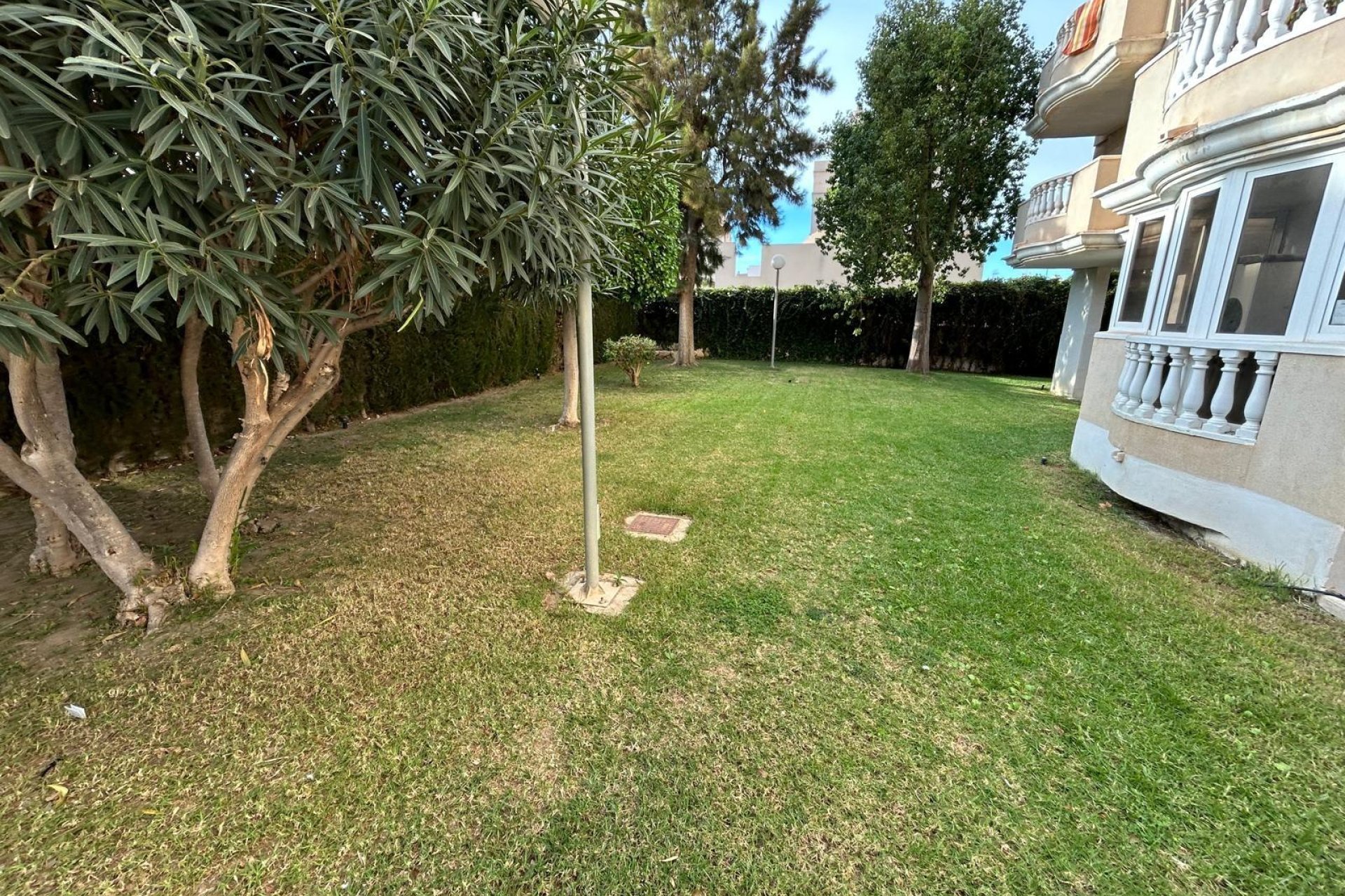 Resale - Apartment - Torrevieja - Parque las naciones