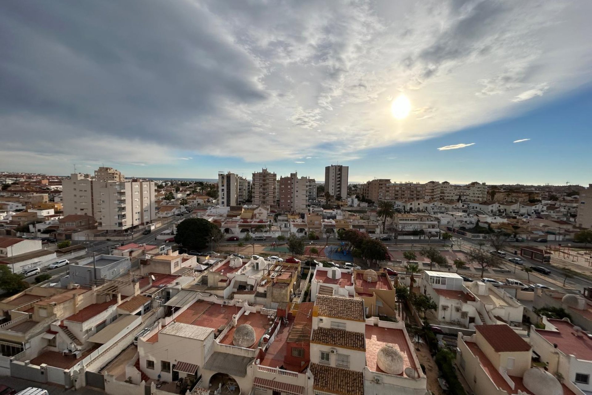 Resale - Apartment - Torrevieja - Parque las naciones