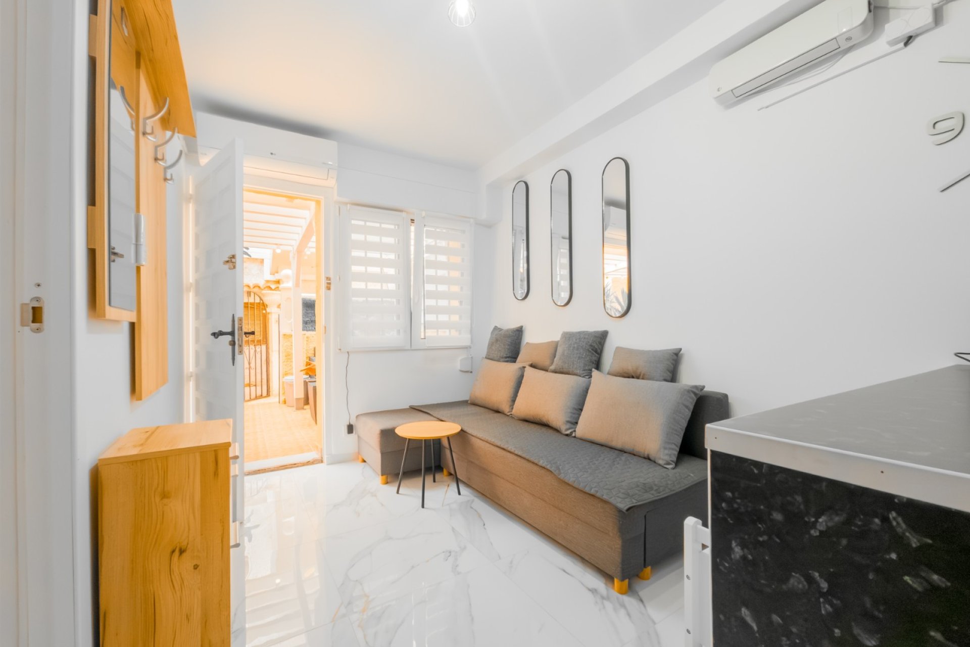 Resale - Apartment - Torrevieja - Playa de la mata