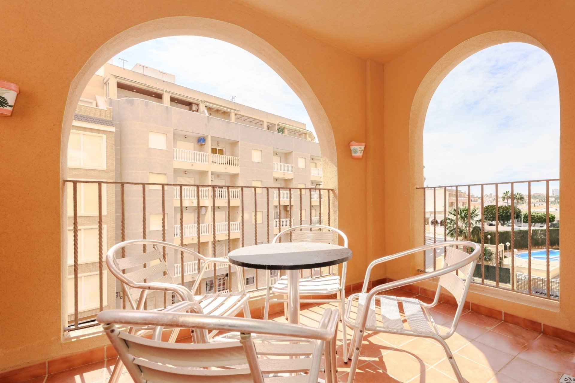 Resale - Apartment - Torrevieja - Playa de los Locos
