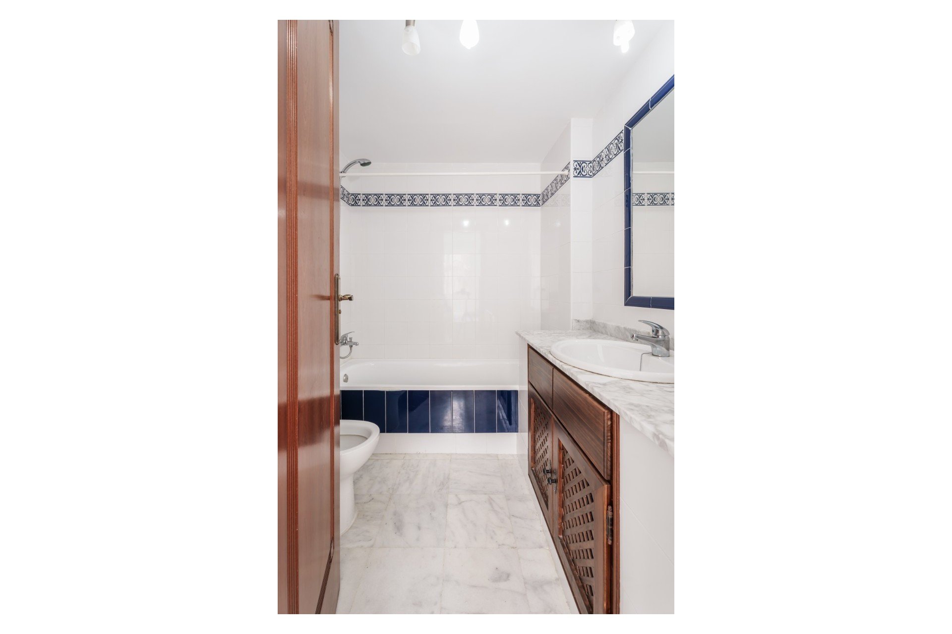 Resale - Apartment - Torrevieja - Playa de los Locos