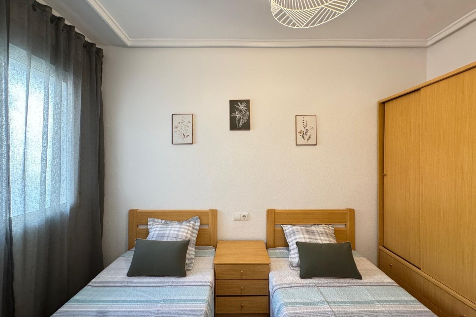 Resale - Apartment - Torrevieja - Playa de los locos