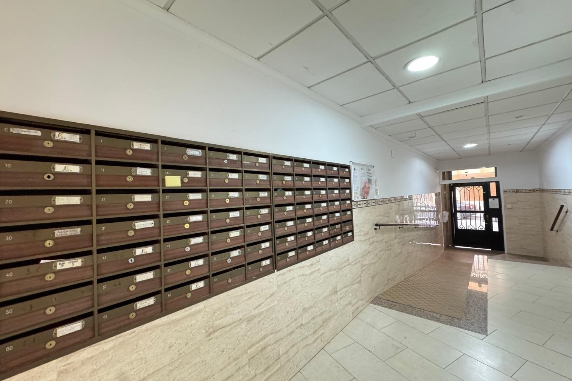 Resale - Apartment - Torrevieja - Playa de los locos