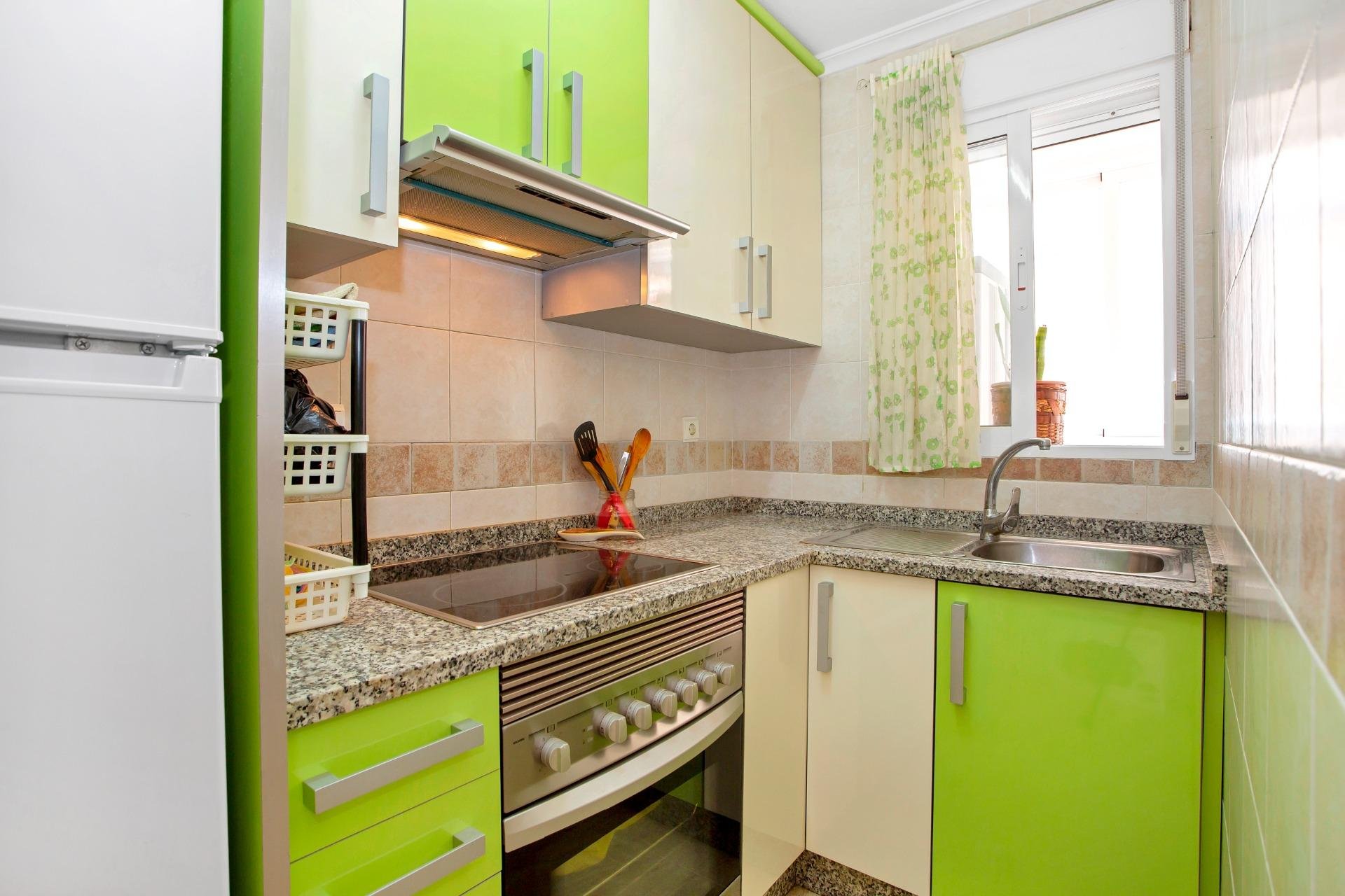 Resale - Apartment - Torrevieja - Playa de los Locos