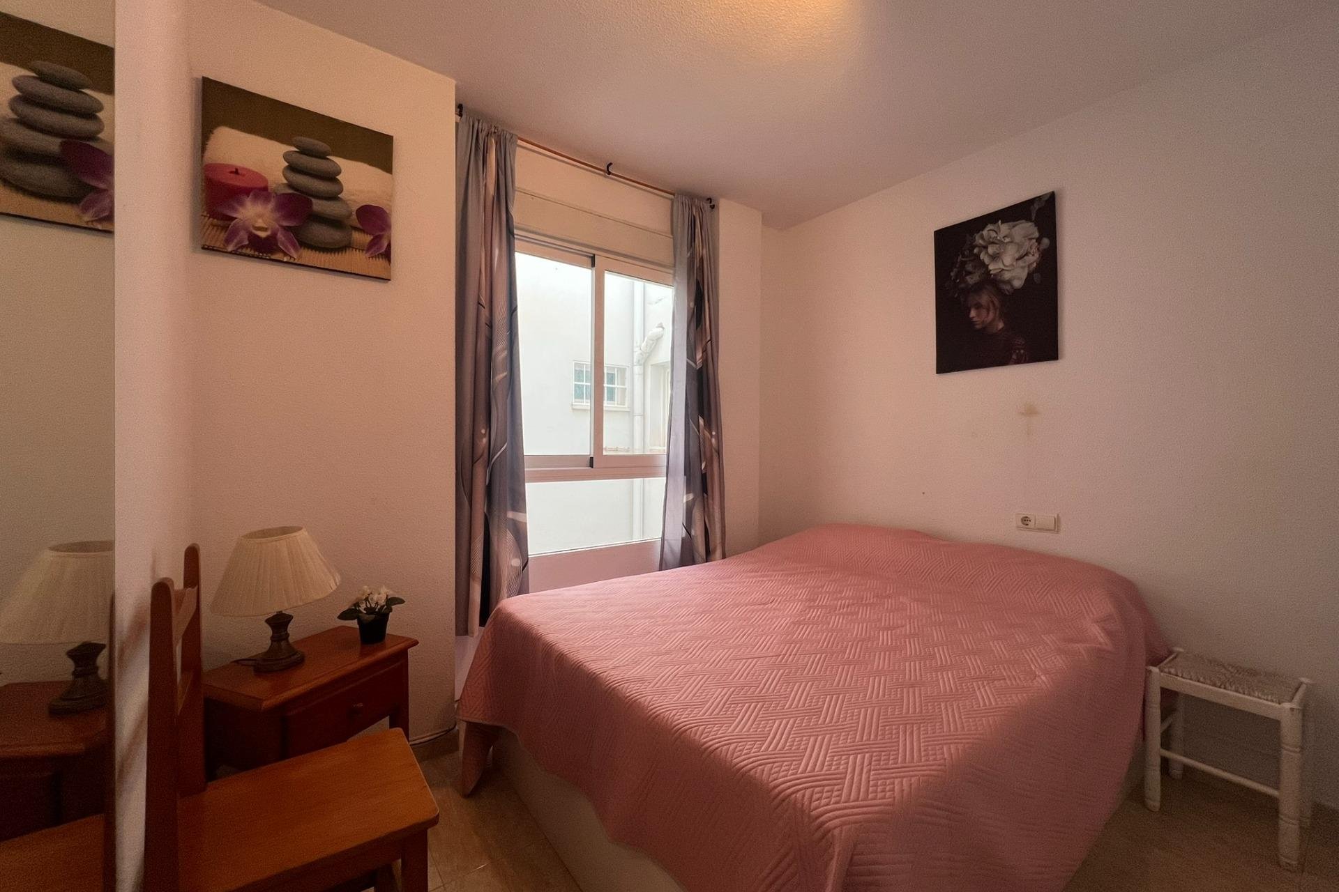 Resale - Apartment - Torrevieja - Playa de los locos