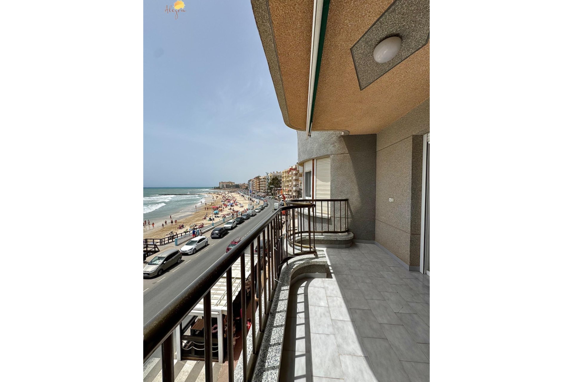 Resale - Apartment - Torrevieja - Playa de los locos