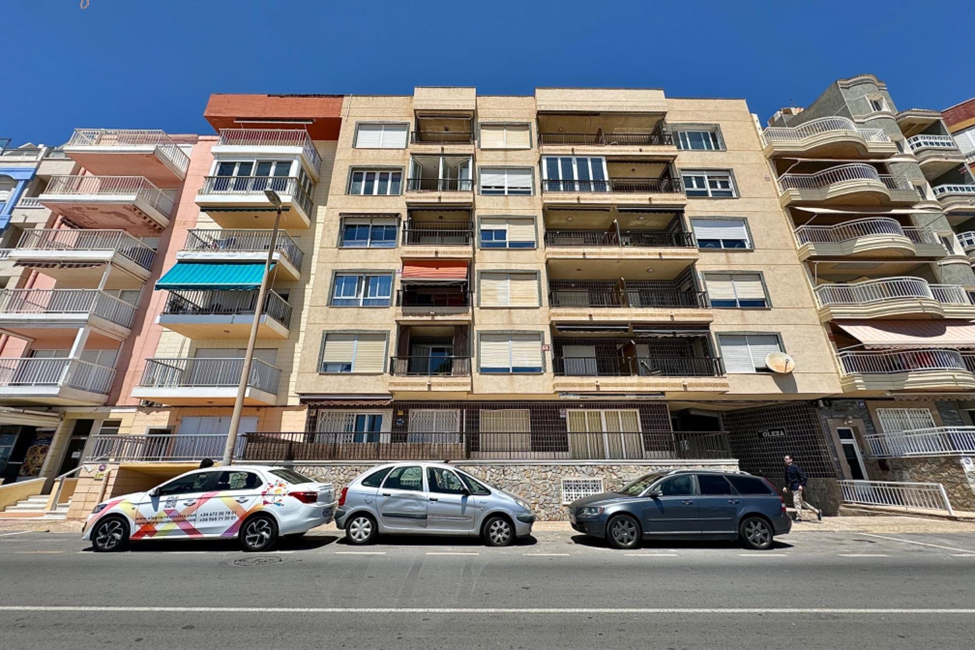 Resale - Apartment - Torrevieja - Playa de los locos