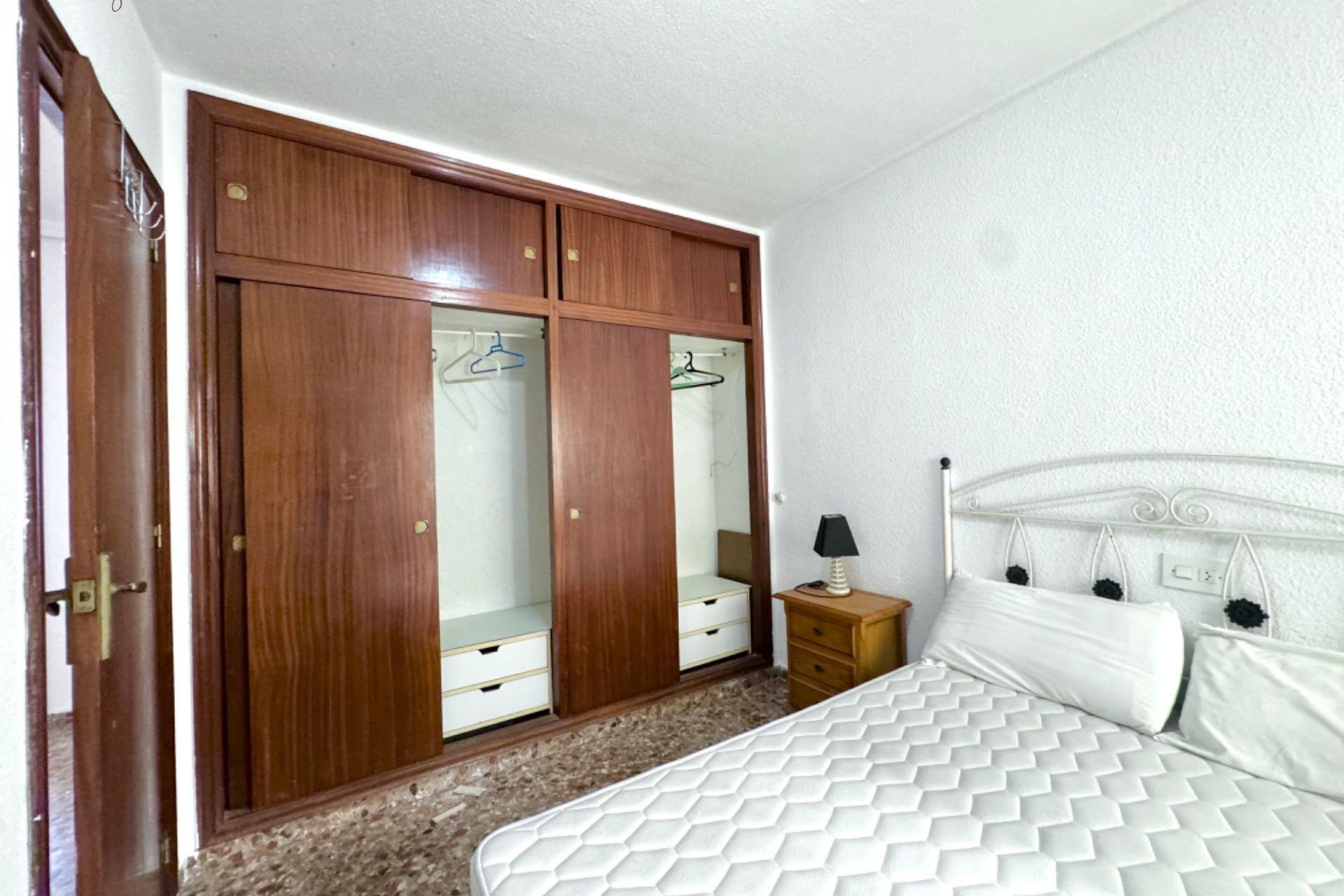 Resale - Apartment - Torrevieja - Playa de los locos