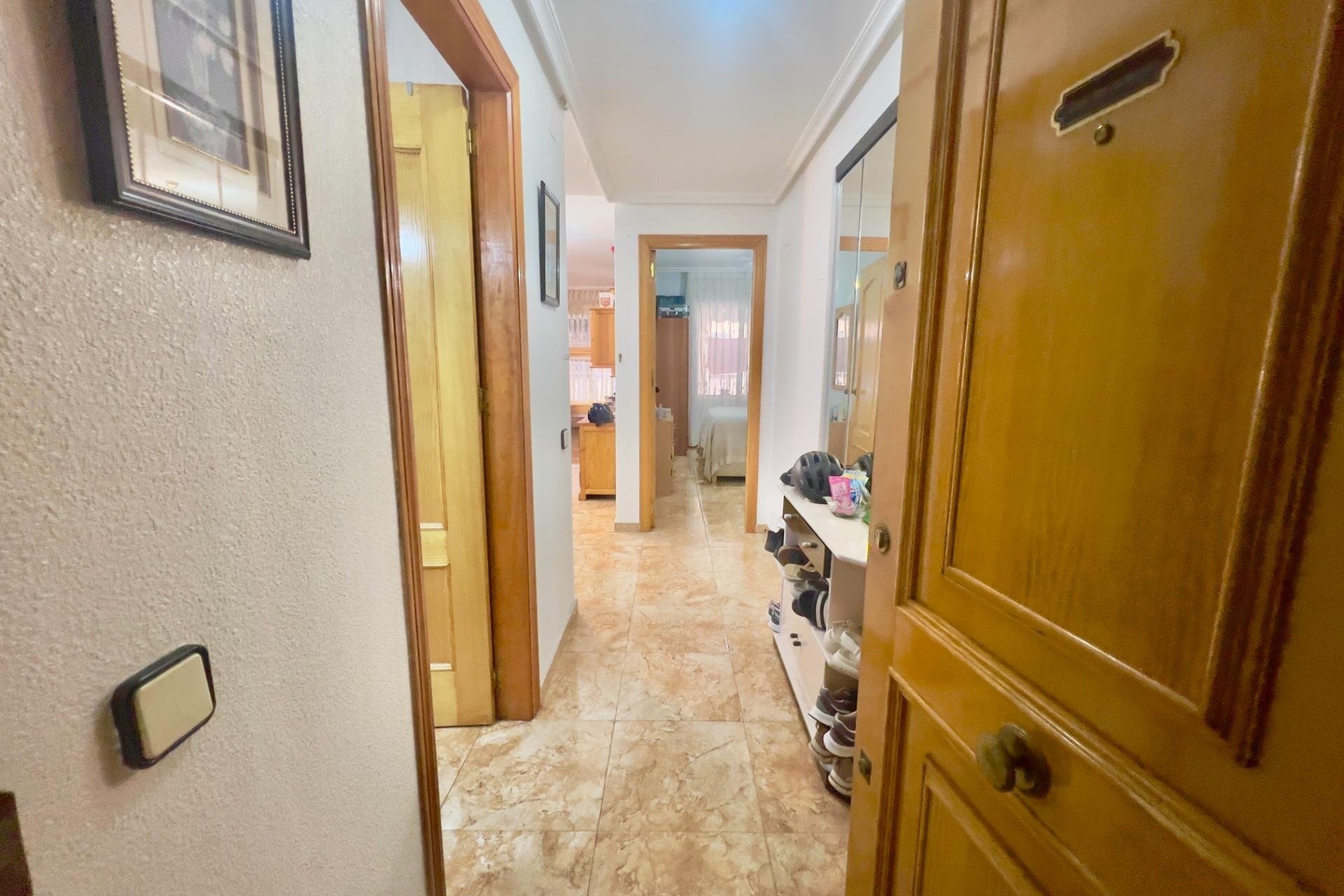 Resale - Apartment - Torrevieja - Playa de los locos