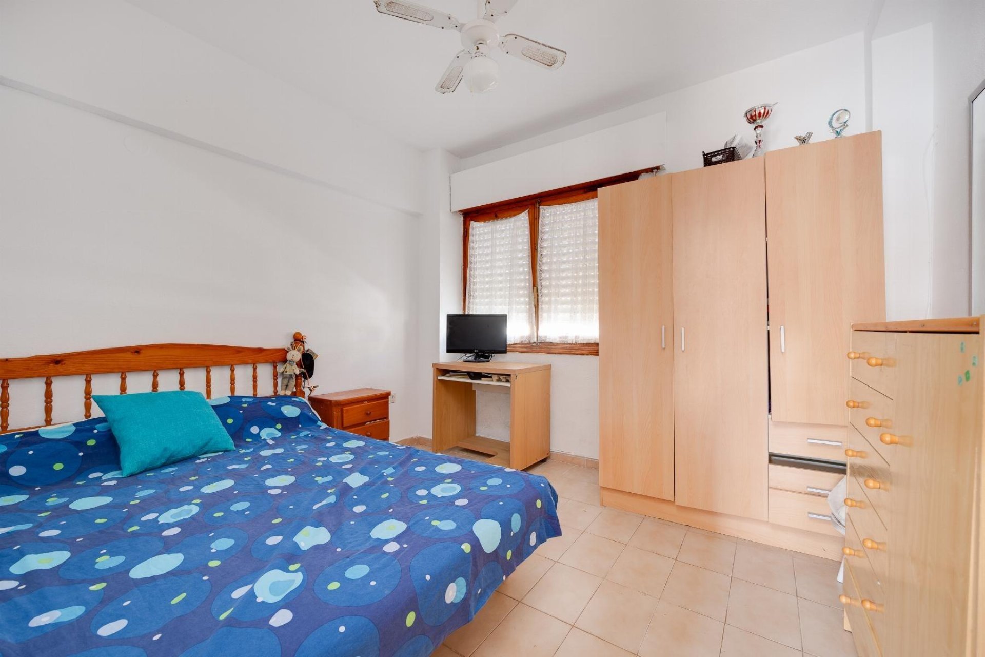 Resale - Apartment - Torrevieja - Playa de los Naufragos