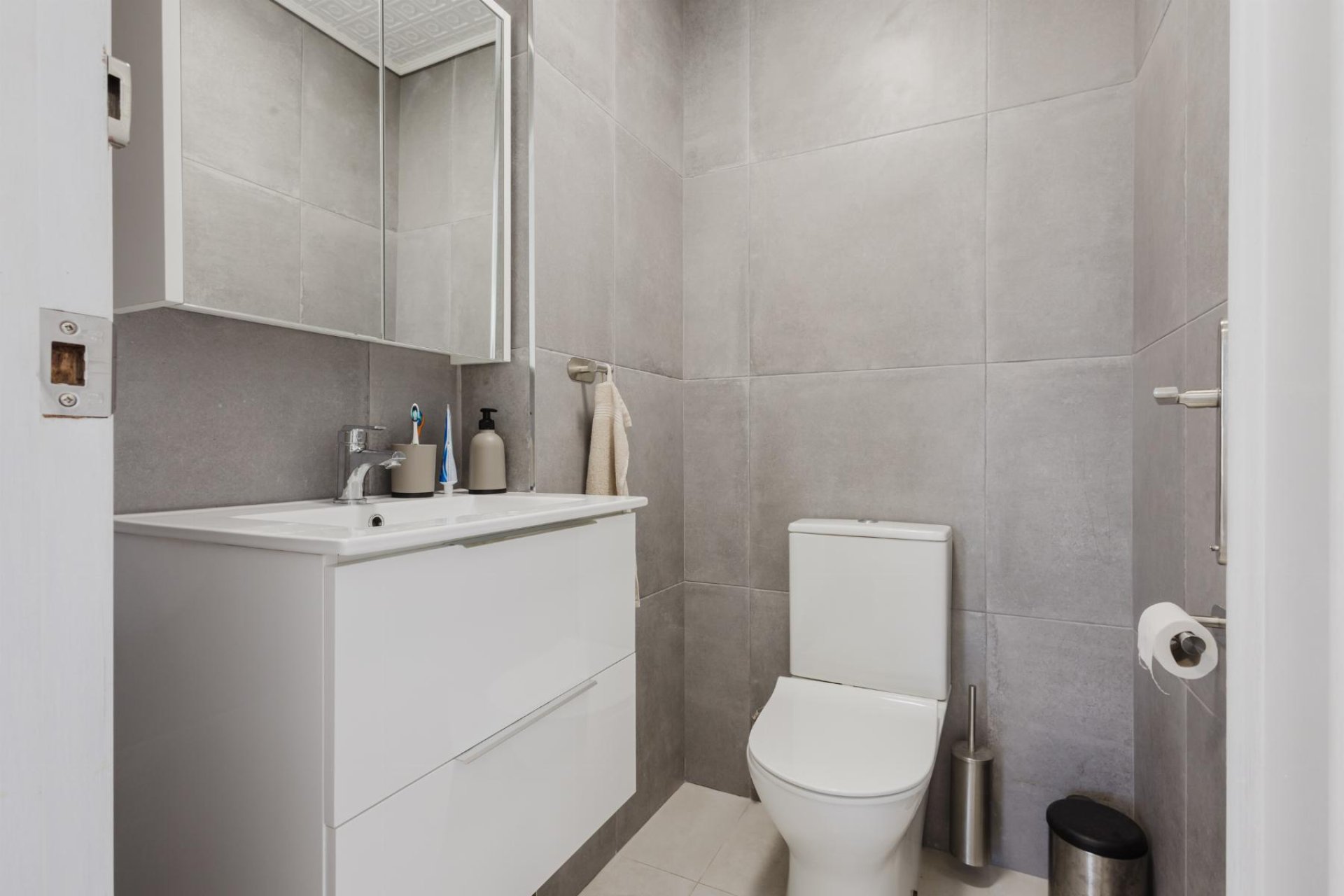 Resale - Apartment - Torrevieja - Playa del Acequión