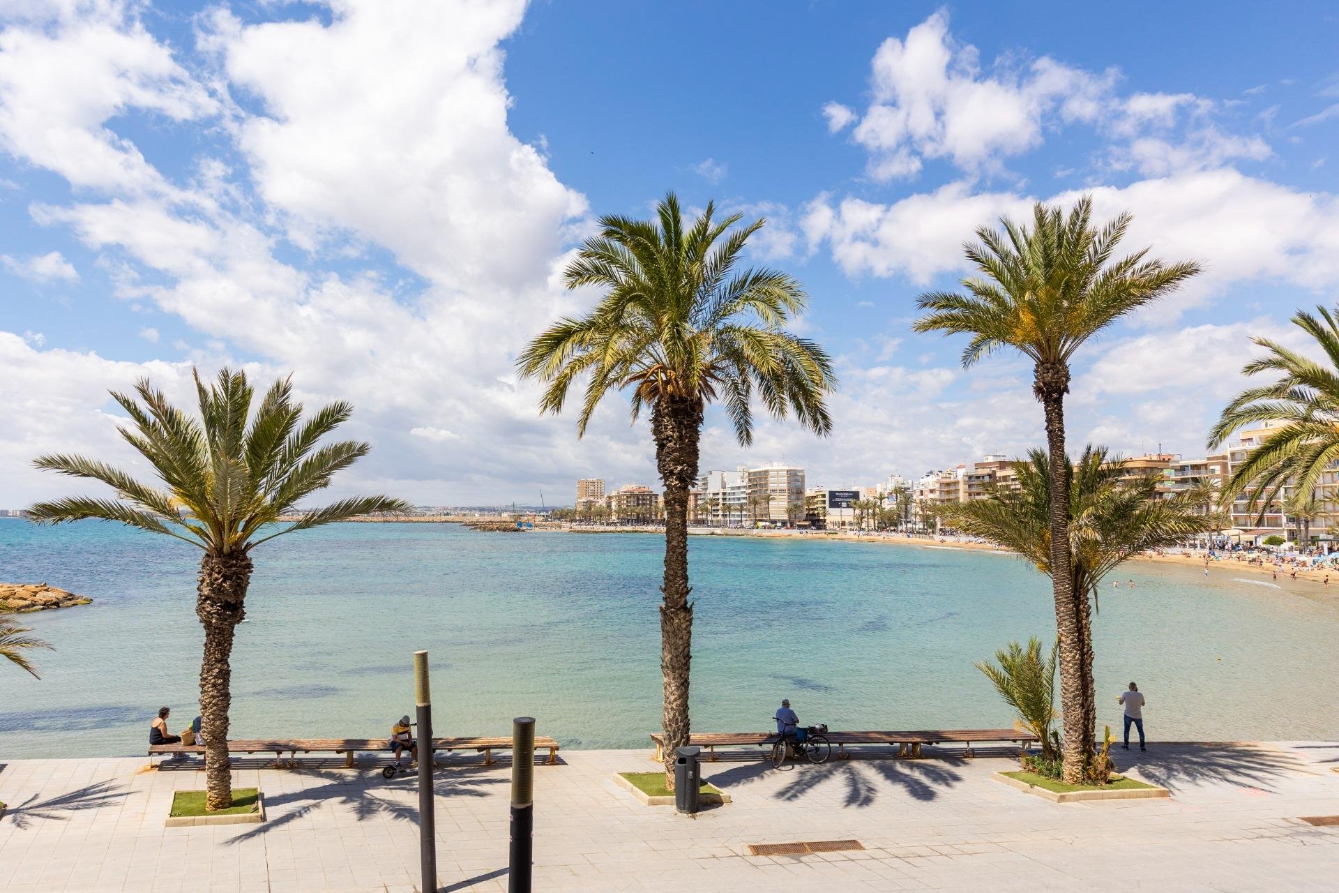 Resale - Apartment - Torrevieja - Playa del Cura