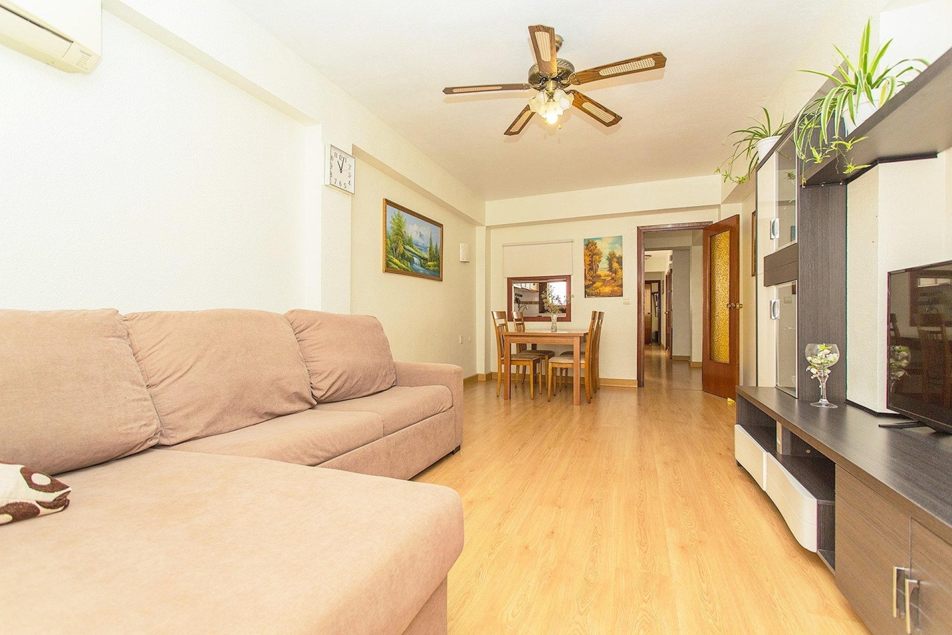 Resale - Apartment - Torrevieja - Playa del cura