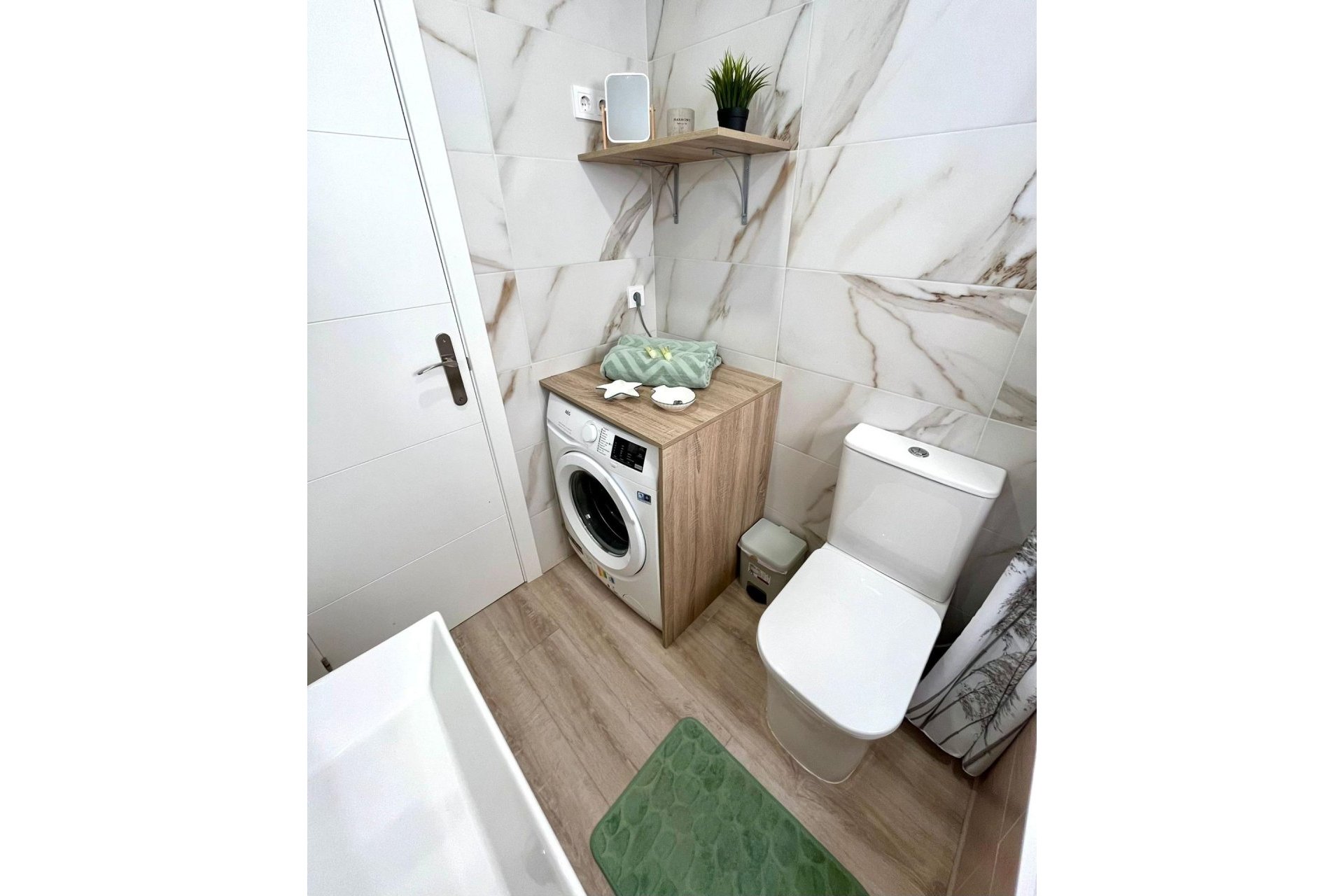 Resale - Apartment - Torrevieja - Playa del cura