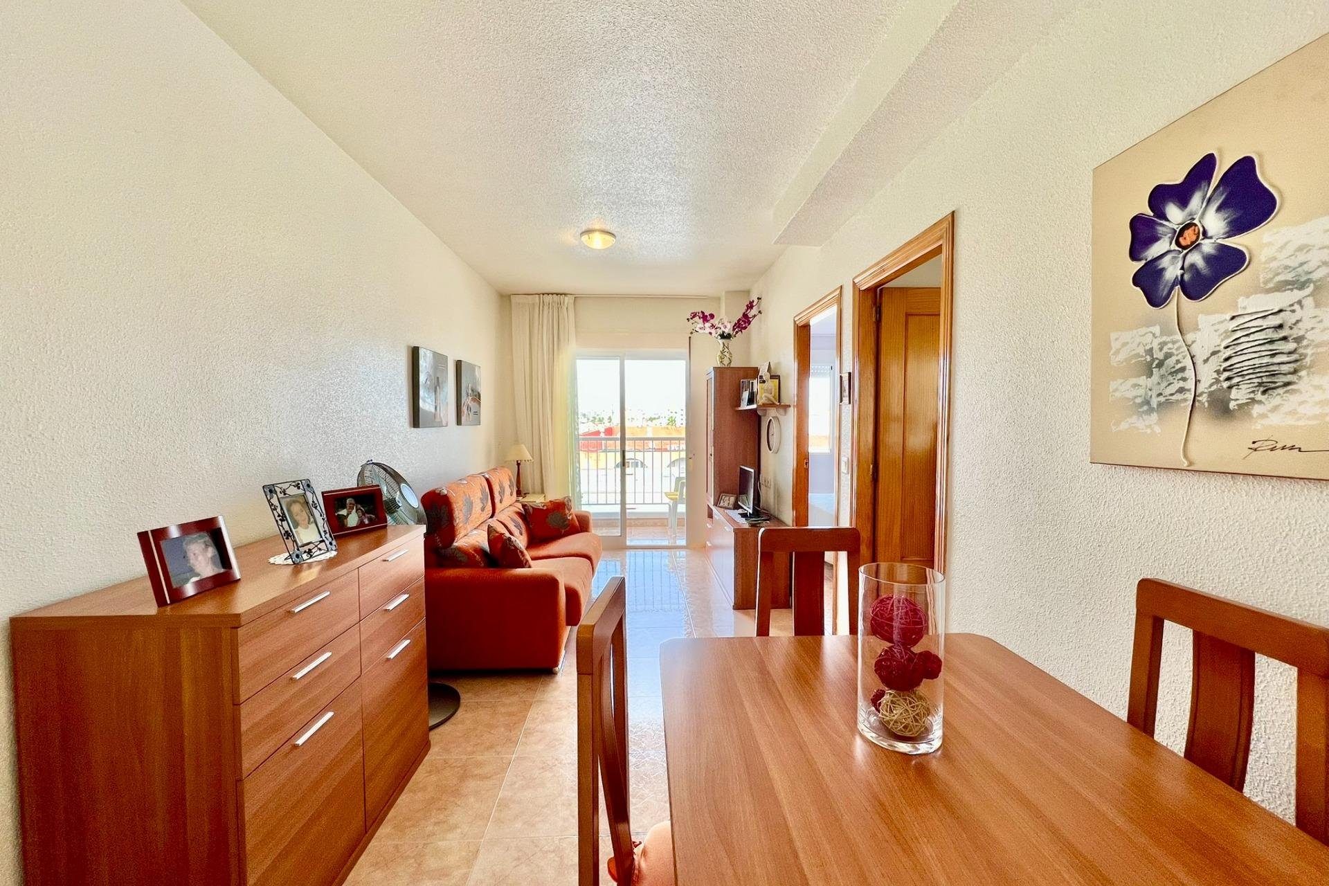 Resale - Apartment - Torrevieja - Playa del cura