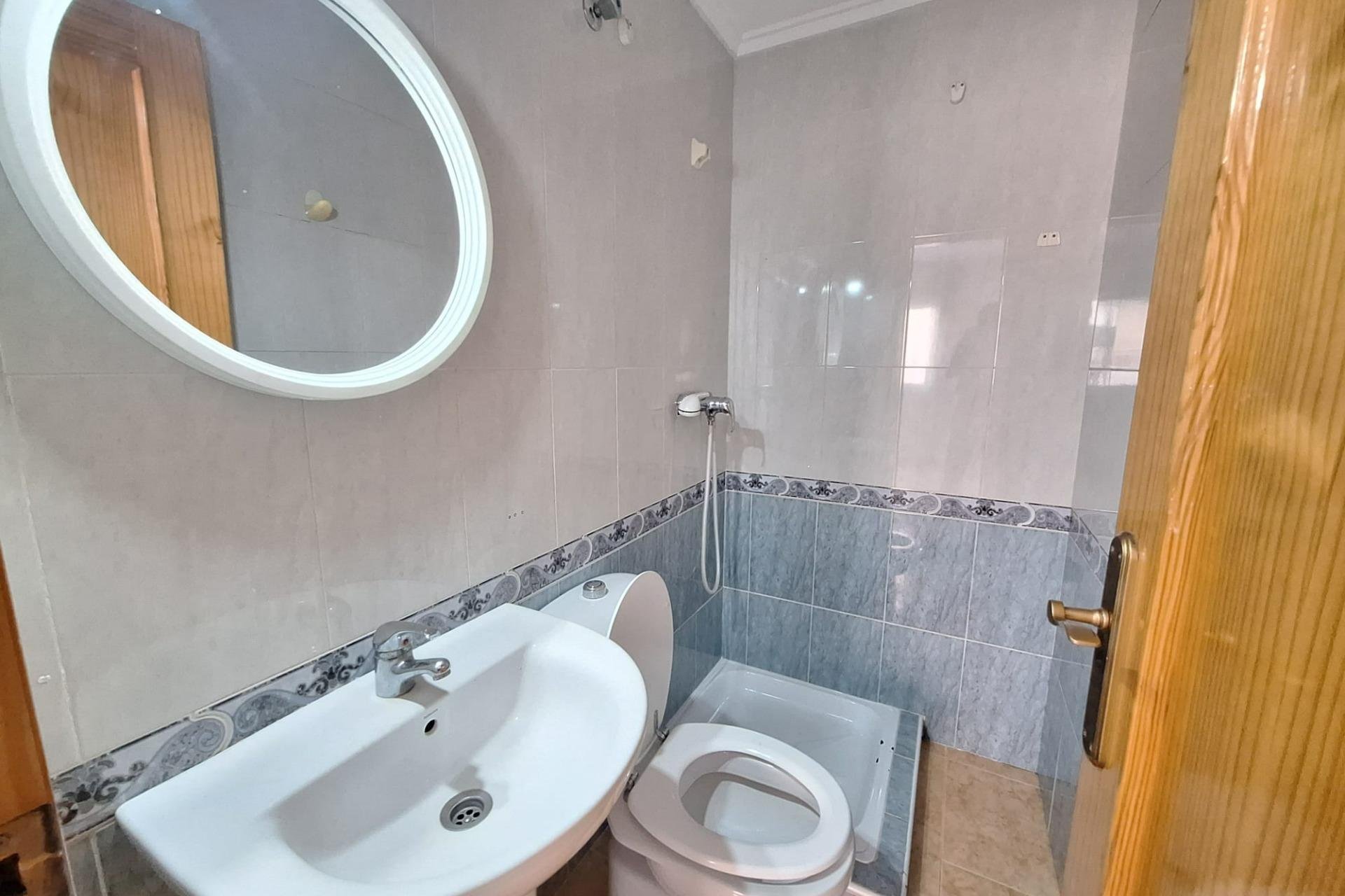 Resale - Apartment - Torrevieja - Playa del cura