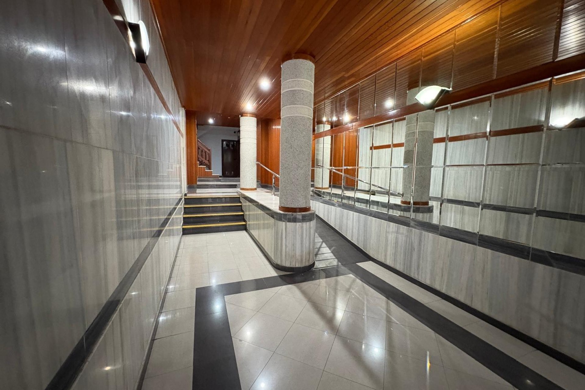 Resale - Apartment - Torrevieja - Playa del cura