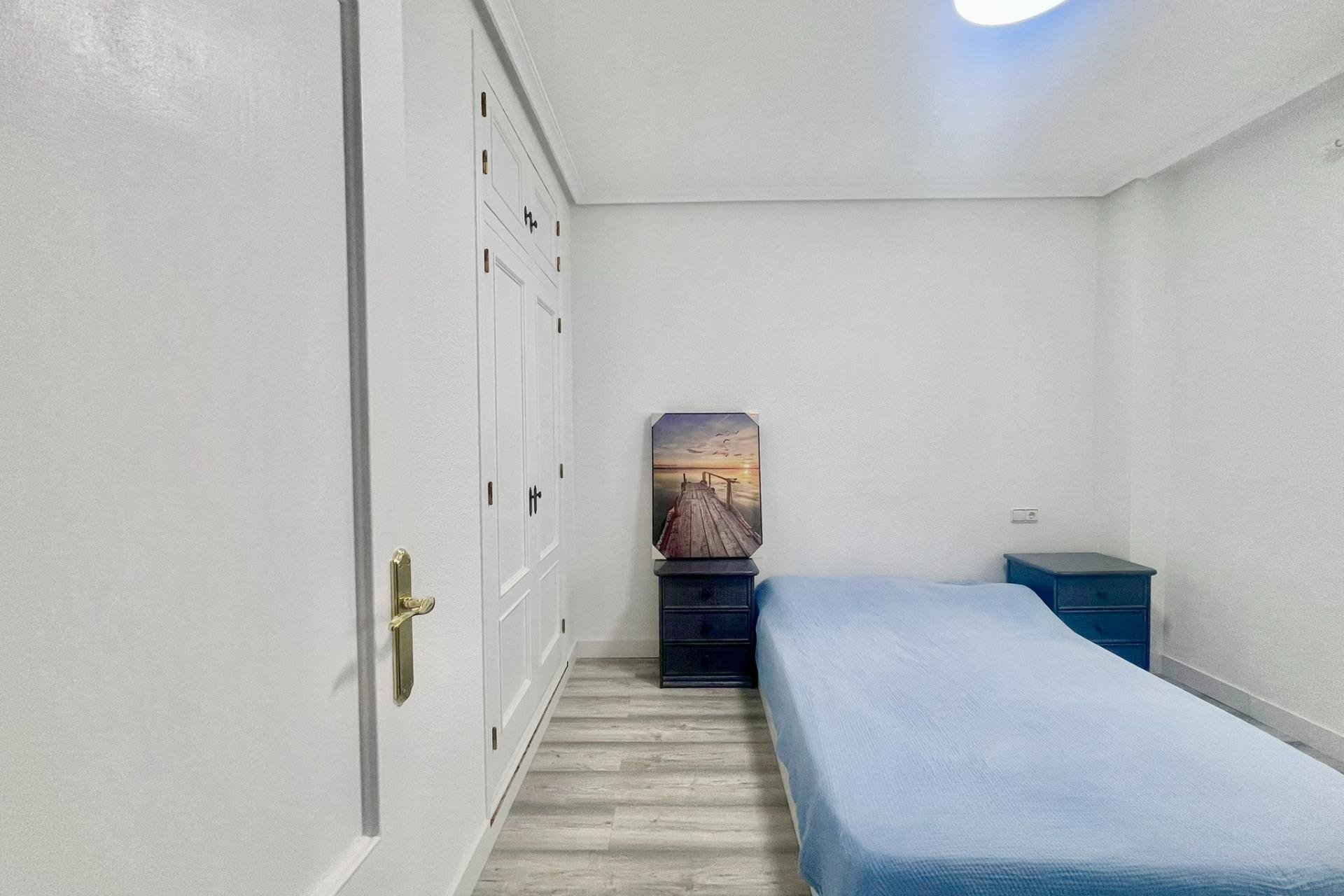 Resale - Apartment - Torrevieja - Playa del cura