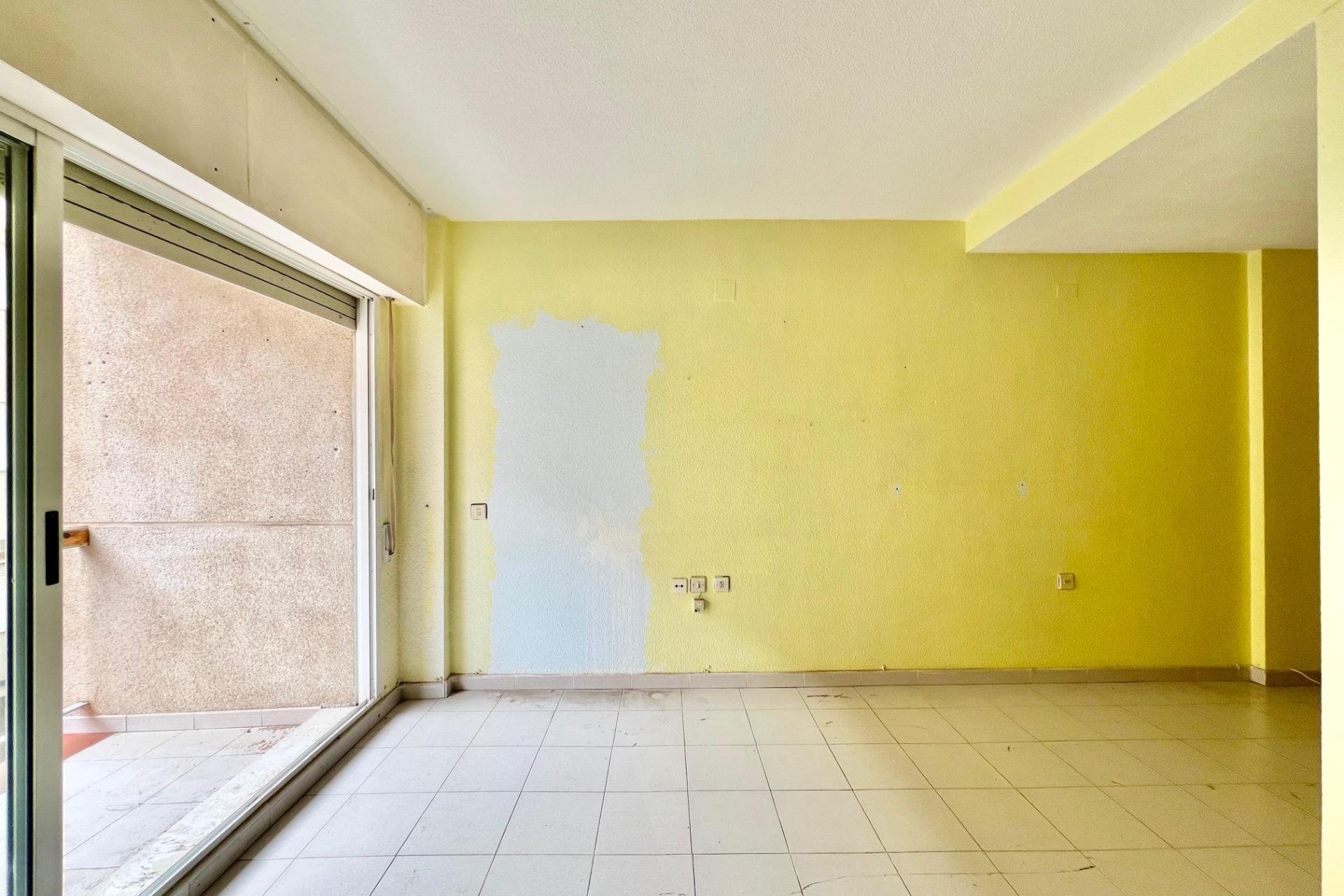 Resale - Apartment - Torrevieja - Playa del cura